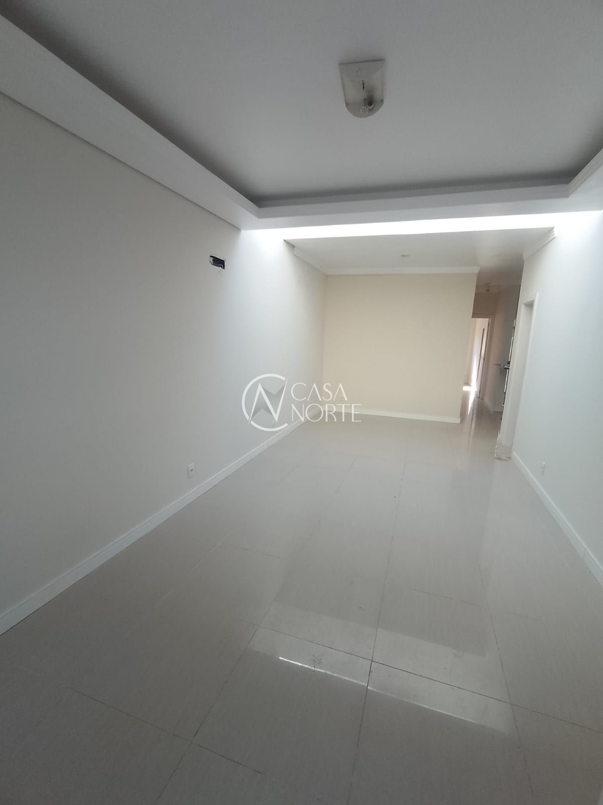 Casa à venda com 3 quartos, 81m², 1 suíte, 2 vagas, Rua Jorge Babot Miranda no bairro Aberta dos Morros em Porto Alegre