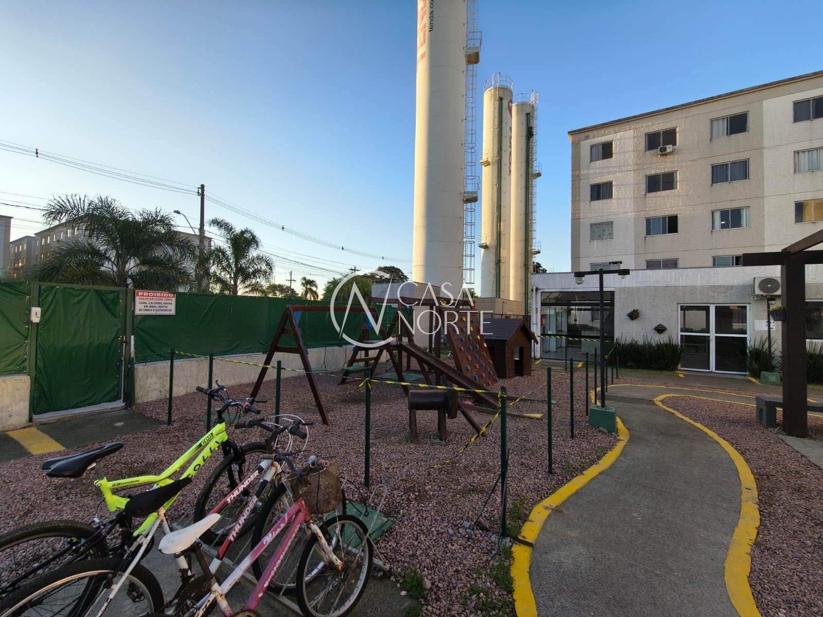 Apartamento à venda com 2 quartos, 40m², 1 vaga, Rua Sabino Pereira Nunes no bairro Restinga em Porto Alegre