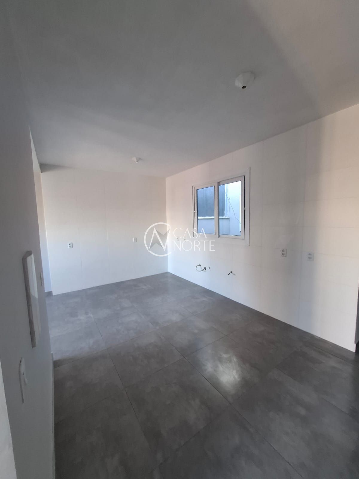 Casa à venda com 2 quartos, 92m², 1 suíte, 2 vagas, Rua Jorge Babot Miranda no bairro Aberta dos Morros em Porto Alegre