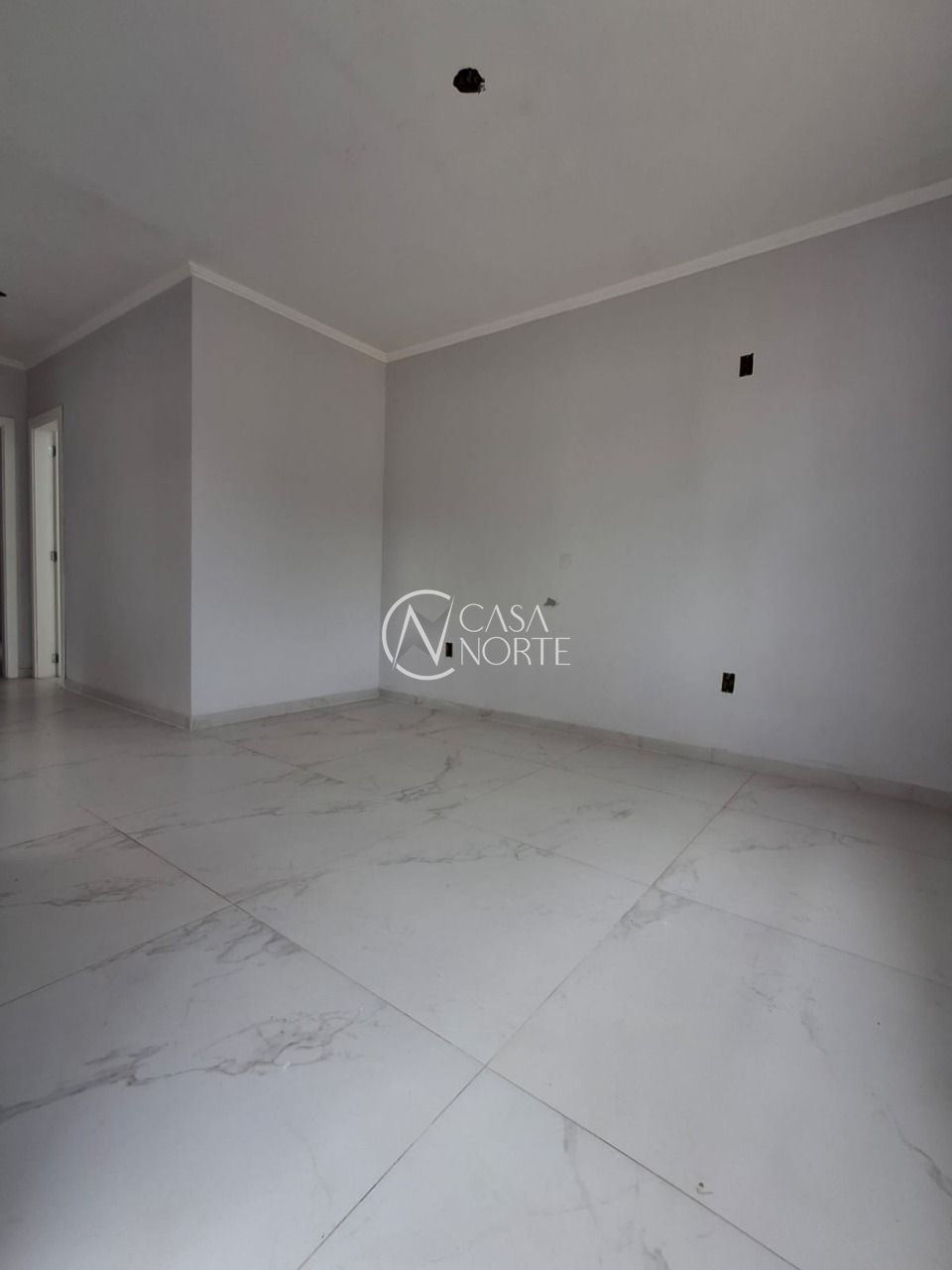 Casa à venda com 2 quartos, 70m², 1 vaga, Rua Jorge Mello Guimarães no bairro Belém Novo em Porto Alegre