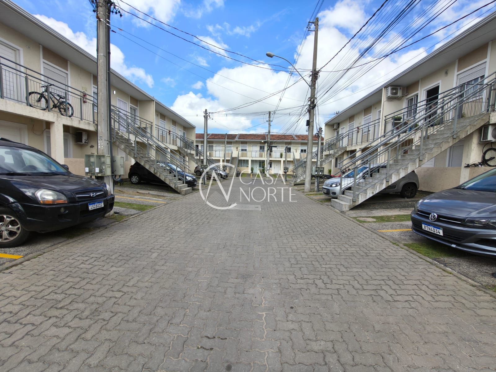 Apartamento à venda com 2 quartos, 36m², 1 vaga, Rua Nair Garcia Martins no bairro Restinga em Porto Alegre