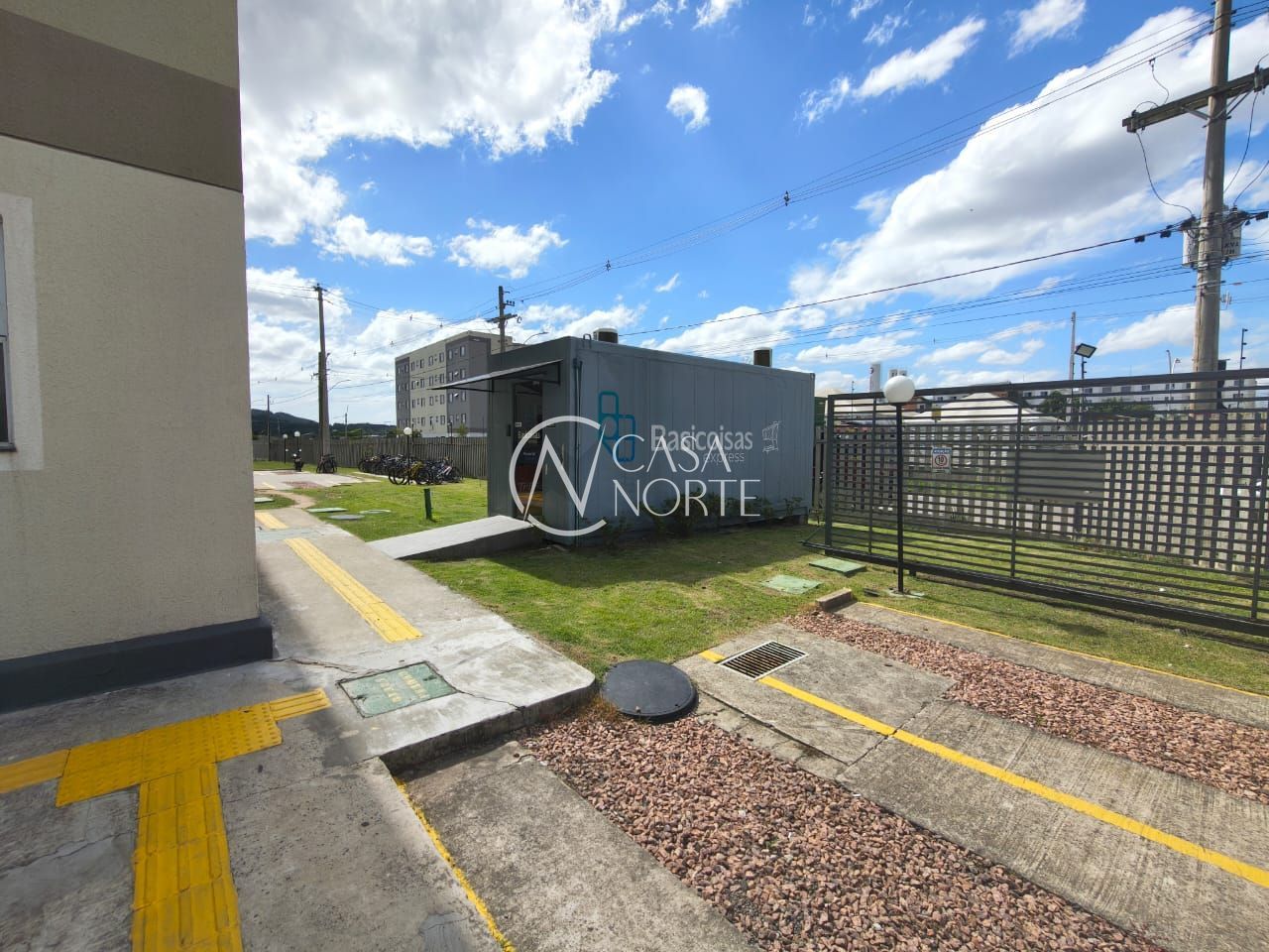 Apartamento à venda com 2 quartos, 40m², 1 vaga, Rua Sete Mil e Oito no bairro Restinga em Porto Alegre