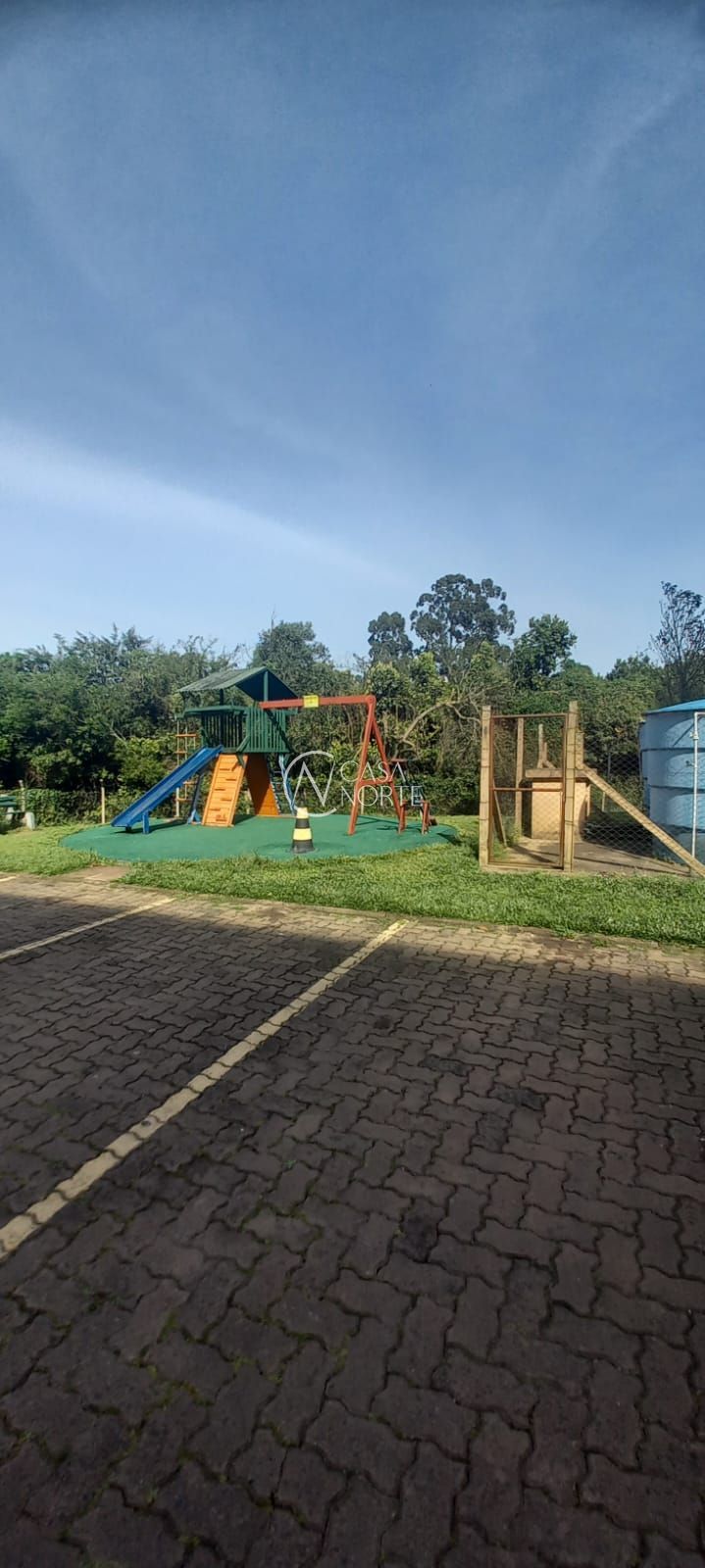 Apartamento à venda com 2 quartos, 36m², 1 vaga, Rua Atílio Supertti no bairro Vila Nova em Porto Alegre