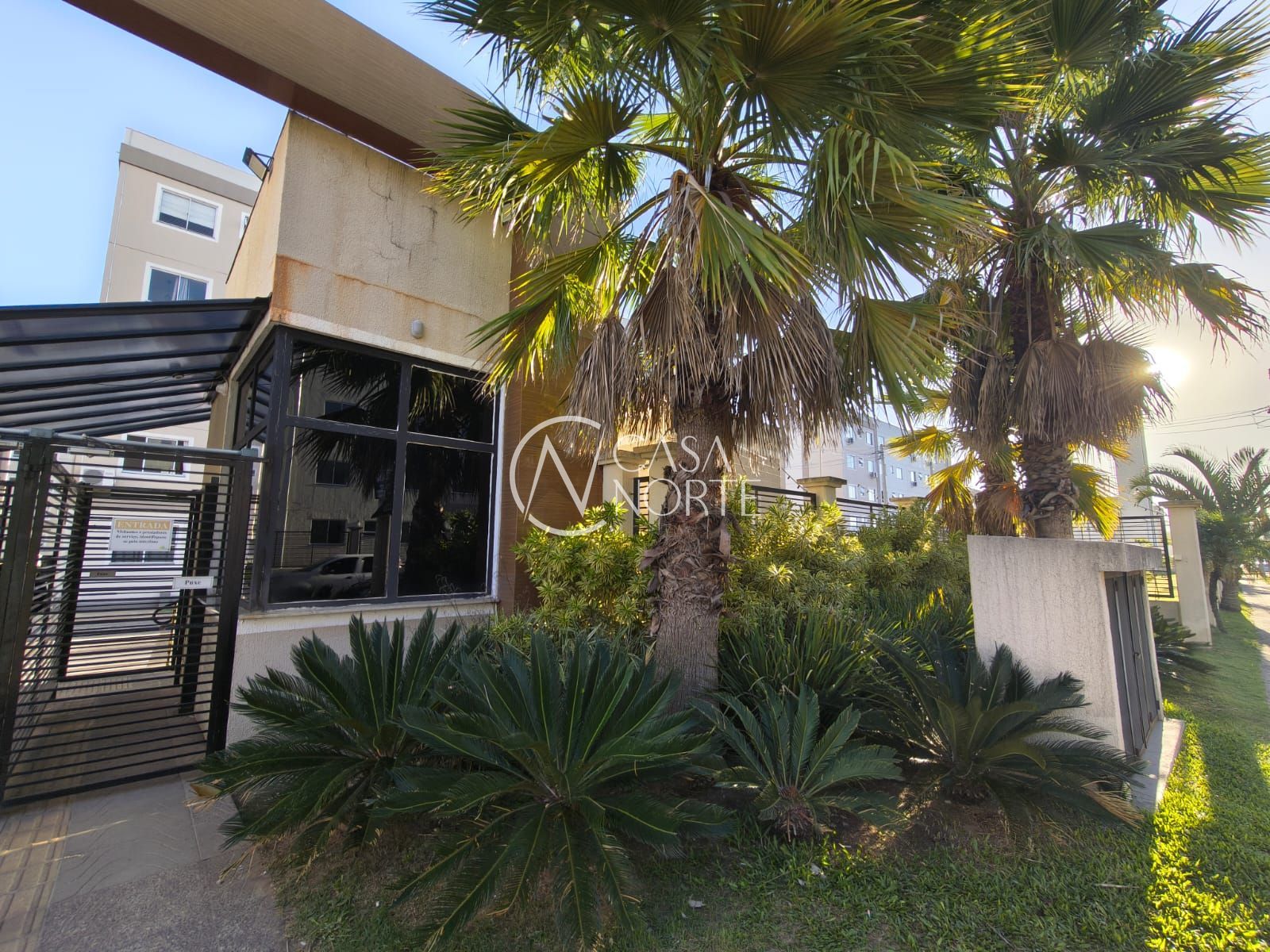 Apartamento à venda com 2 quartos, 40m², 1 vaga, Rua Sete Mil e Oito no bairro Restinga em Porto Alegre