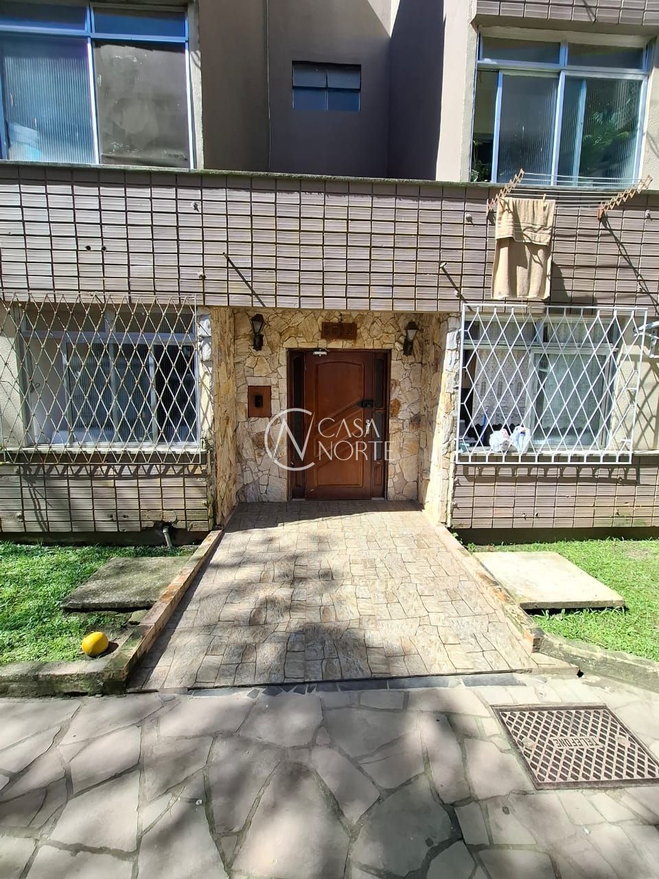 Apartamento à venda com 2 quartos, 46m², 1 vaga, Rua Padre Ângelo Corso no bairro Cavalhada em Porto Alegre