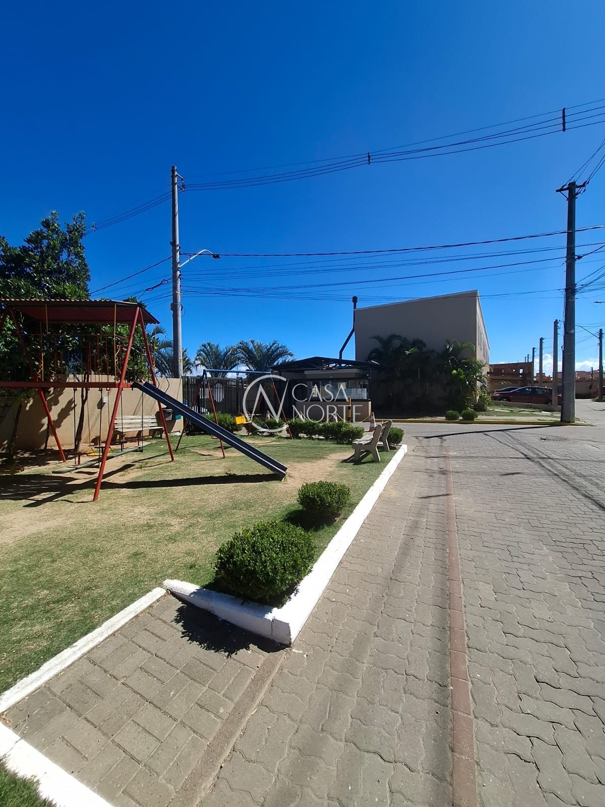 Casa de Condomínio à venda com 2 quartos, 84m², 1 vaga, Rua Capitão Pedroso no bairro Restinga em Porto Alegre