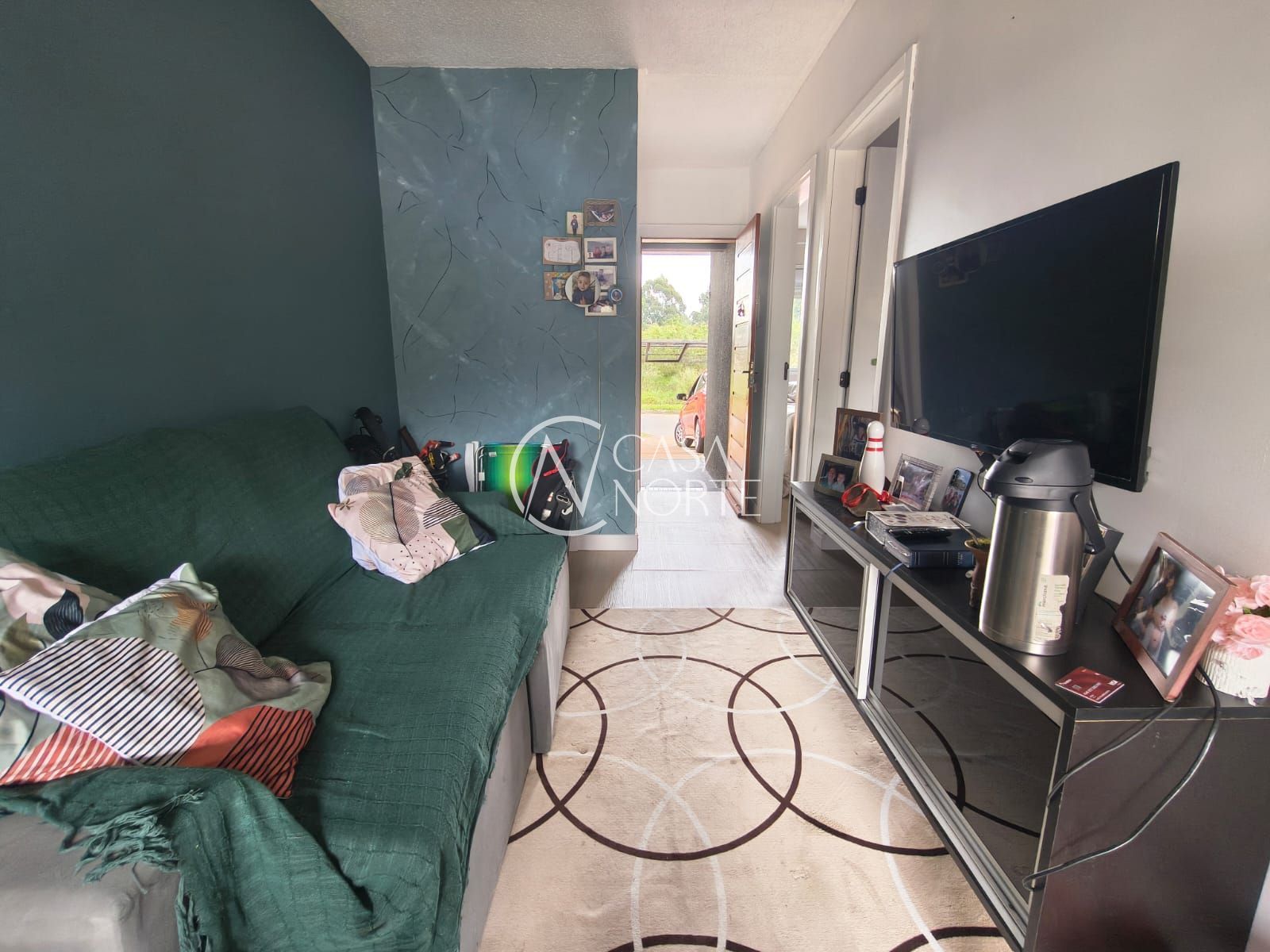Casa à venda com 2 quartos, 41m², 2 vagas, Rua Solon Vieira Marques no bairro Restinga em Porto Alegre