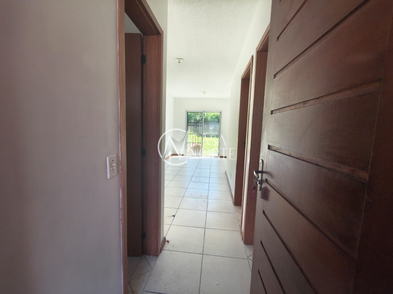 Casa à venda com 2 quartos, 40m², 2 vagas, Rua Oito Mil Oitocentos e Trinta e Oito no bairro Restinga em Porto Alegre