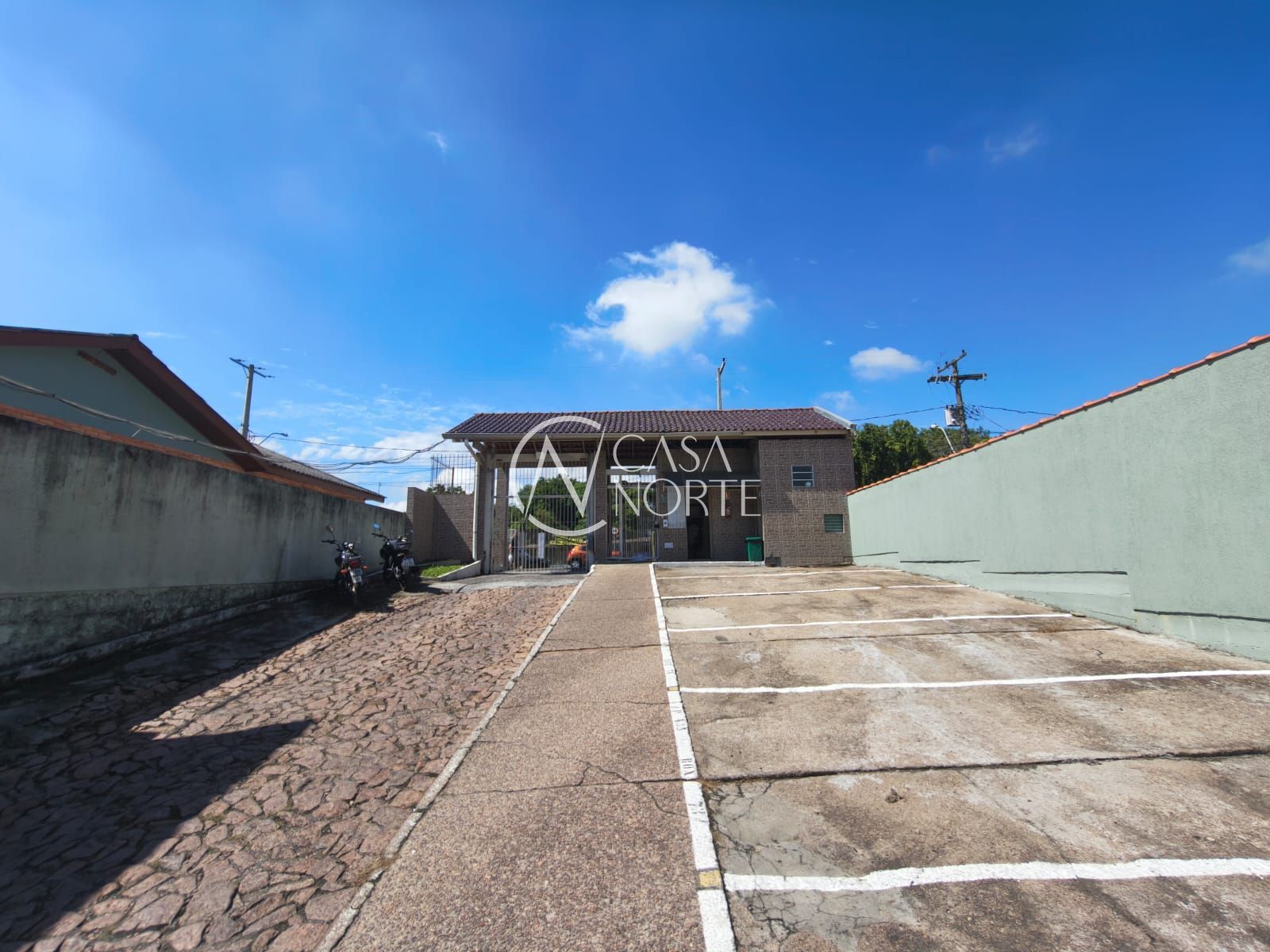 Apartamento à venda com 1 quarto, 56m², 1 vaga, Rua Liberal no bairro Tristeza em Porto Alegre