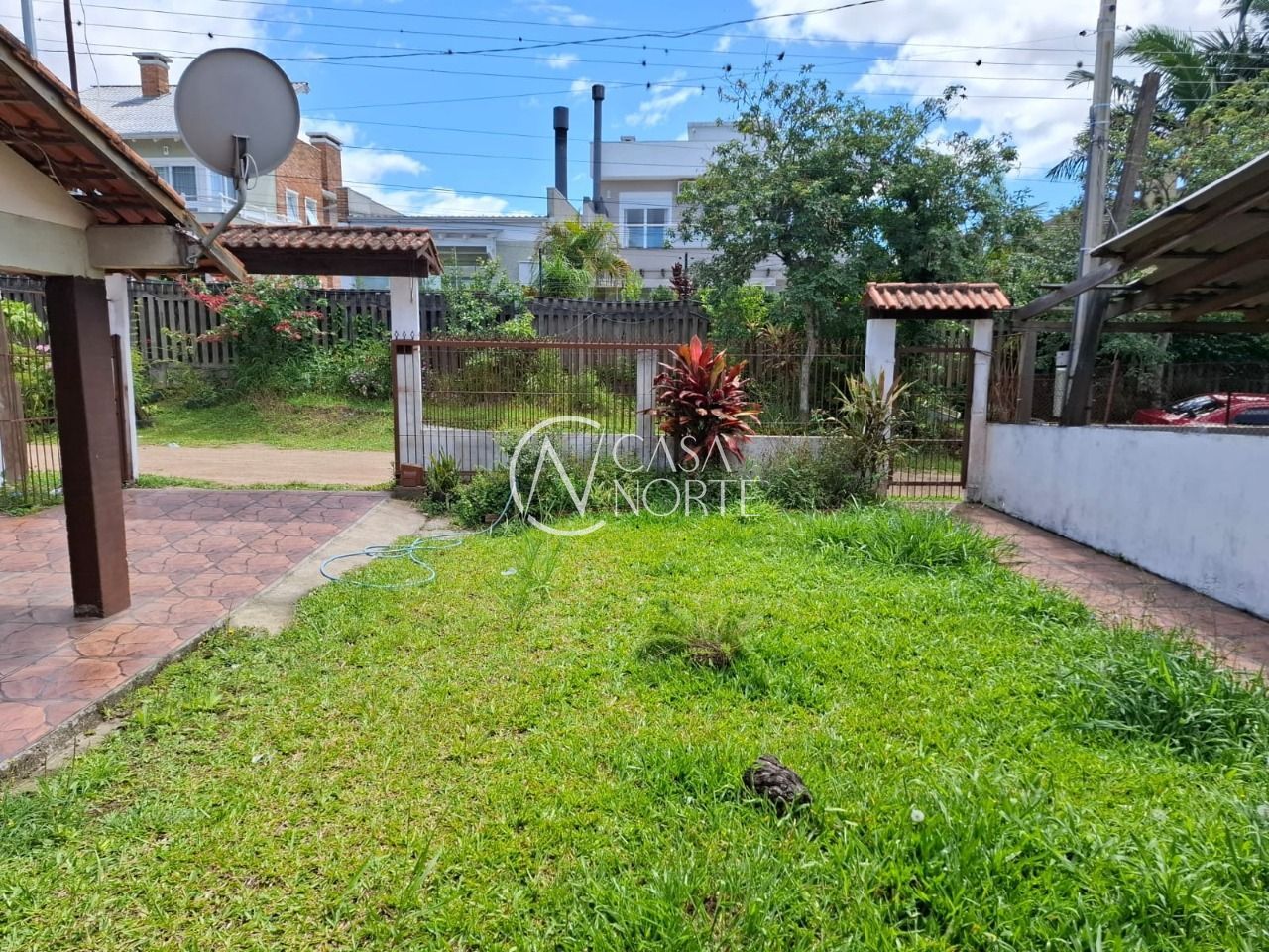 Casa à venda com 4 quartos, 150m², 1 suíte, 2 vagas, Rua Monte Claro no bairro Hípica em Porto Alegre