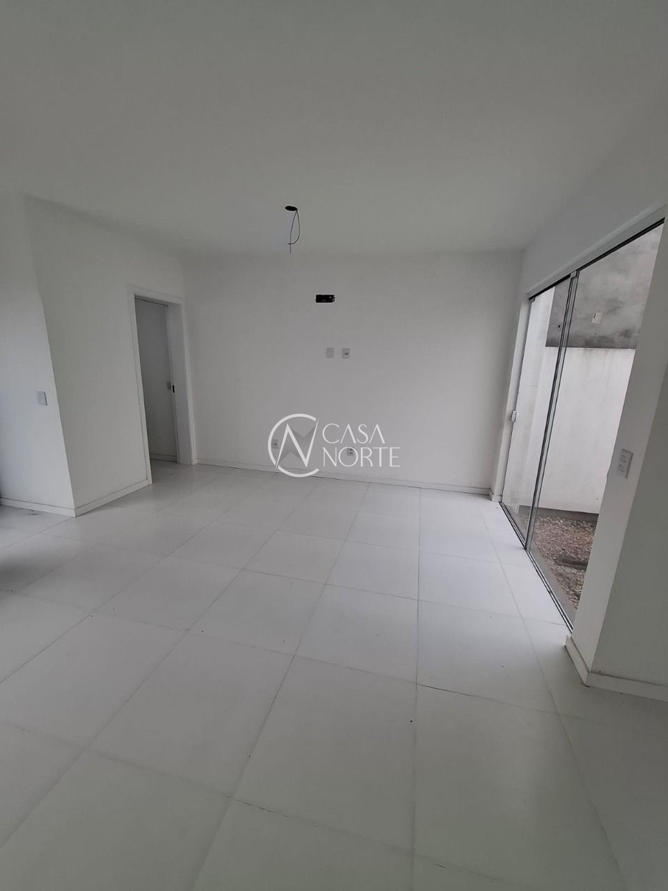 Casa à venda com 2 quartos, 89m², 2 suítes, 2 vagas, Rua Isidoro Bettio no bairro Aberta dos Morros em Porto Alegre