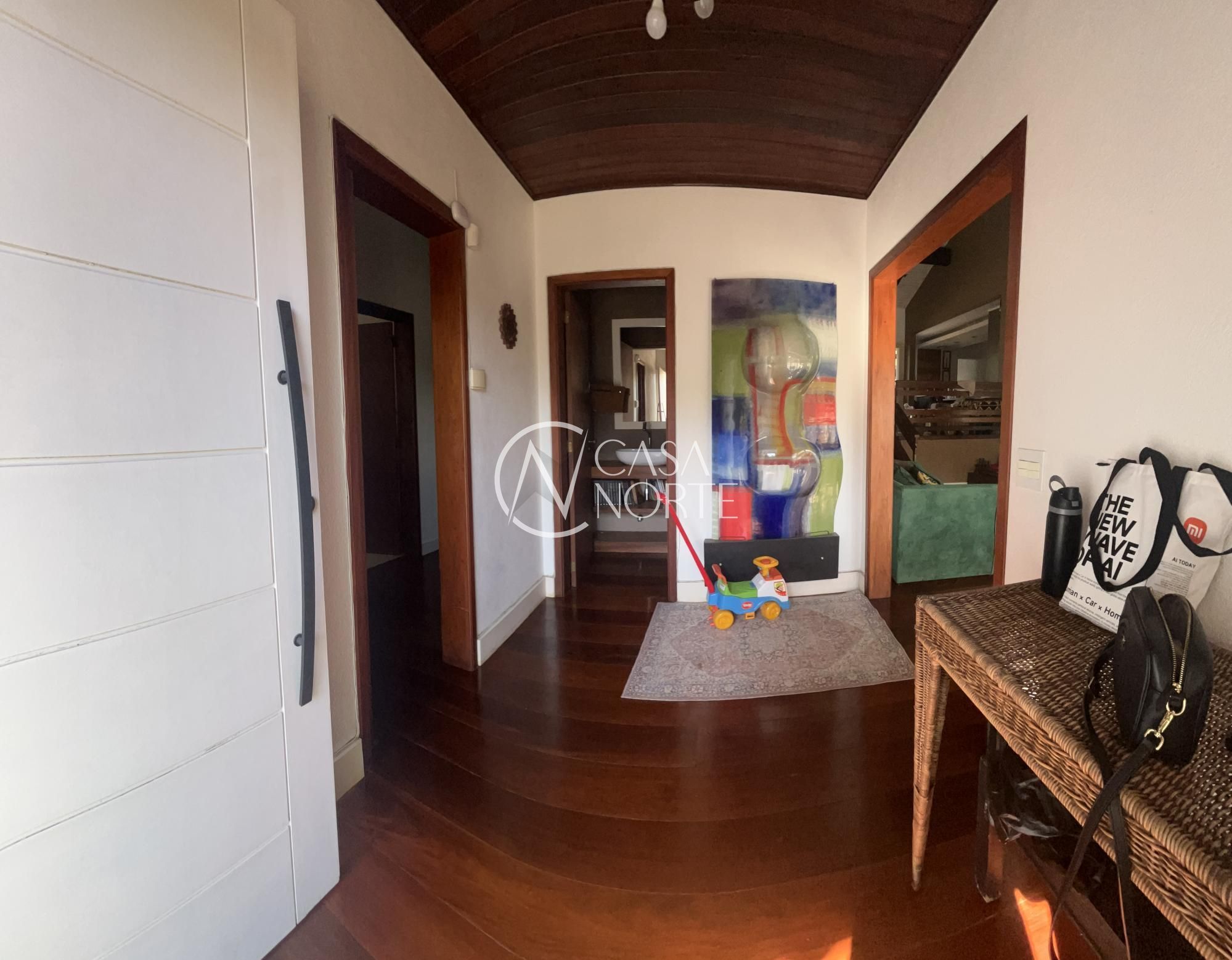 Casa à venda com 3 quartos, 326m², 1 suíte, 2 vagas, Rua Rodonel Guatimozim no bairro Ipanema em Porto Alegre