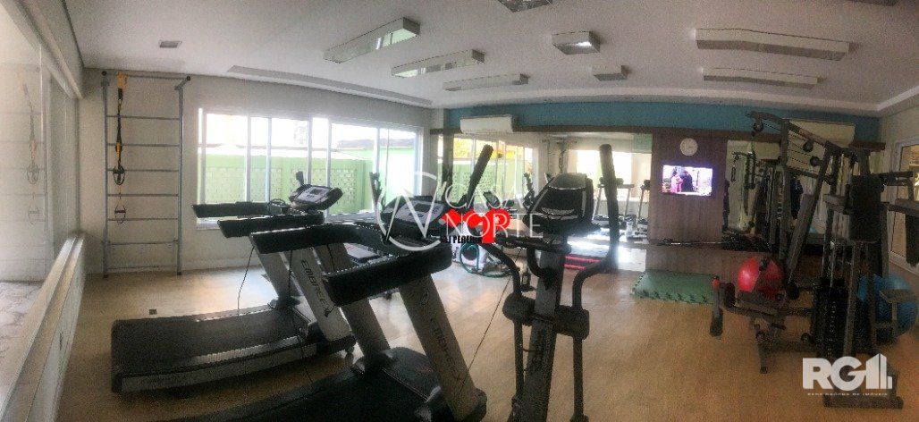 Apartamento à venda com 3 quartos, 191m², 1 suíte, 1 vaga, Rua Duque de Caxias no bairro Centro Histórico em Porto Alegre