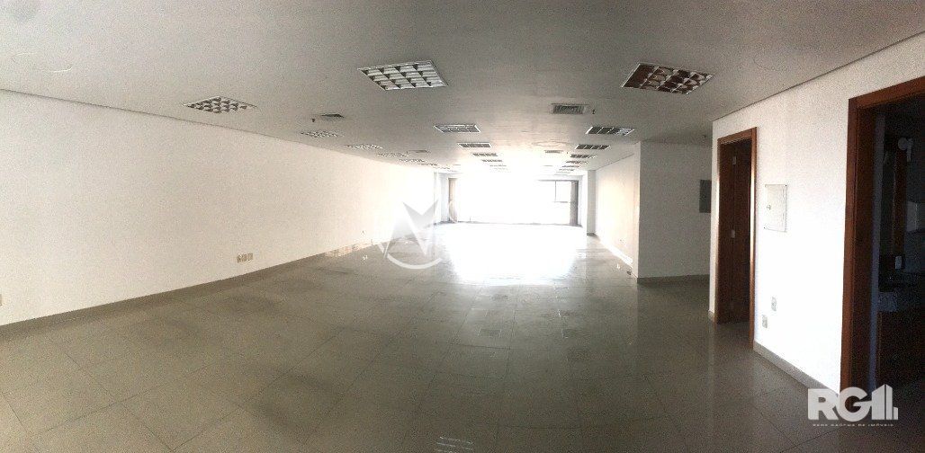 Sala Comercial à venda , 163m², Avenida Júlio de Castilhos - Lado Par no bairro Centro Histórico em Porto Alegre