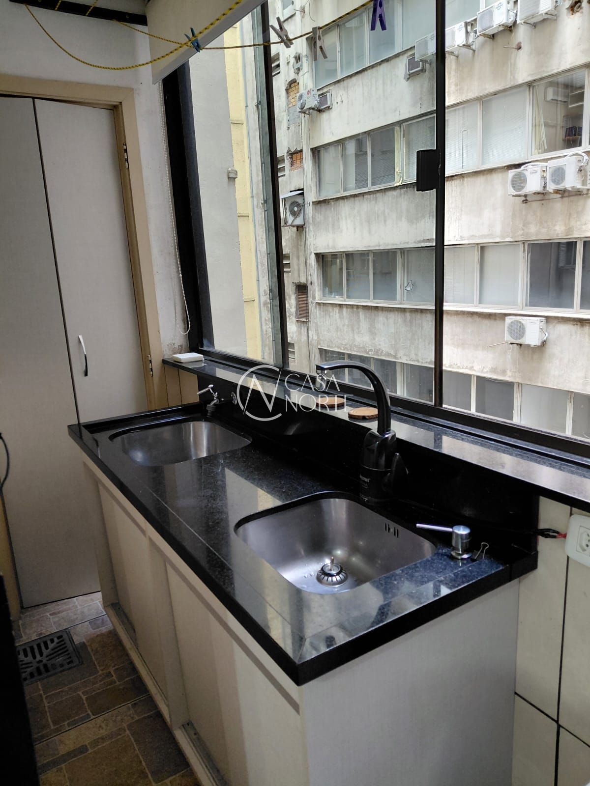 Apartamento à venda com 2 quartos, 48m², Avenida Senador Salgado Filho no bairro Centro Histórico em Porto Alegre