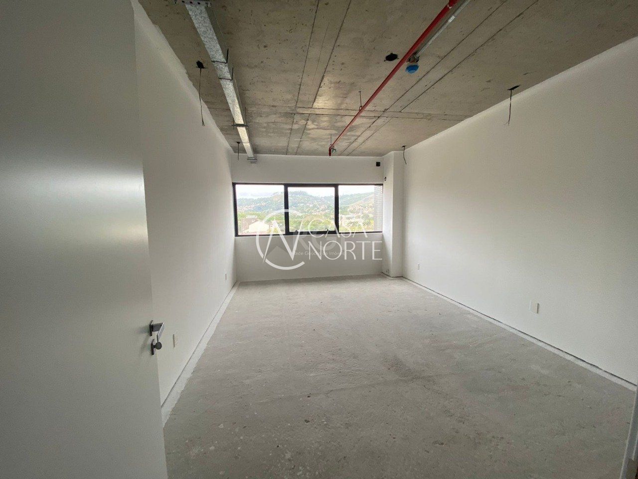 Sala Comercial à venda , 33m², Rua Coronel Aparício Borges no bairro Glória em Porto Alegre