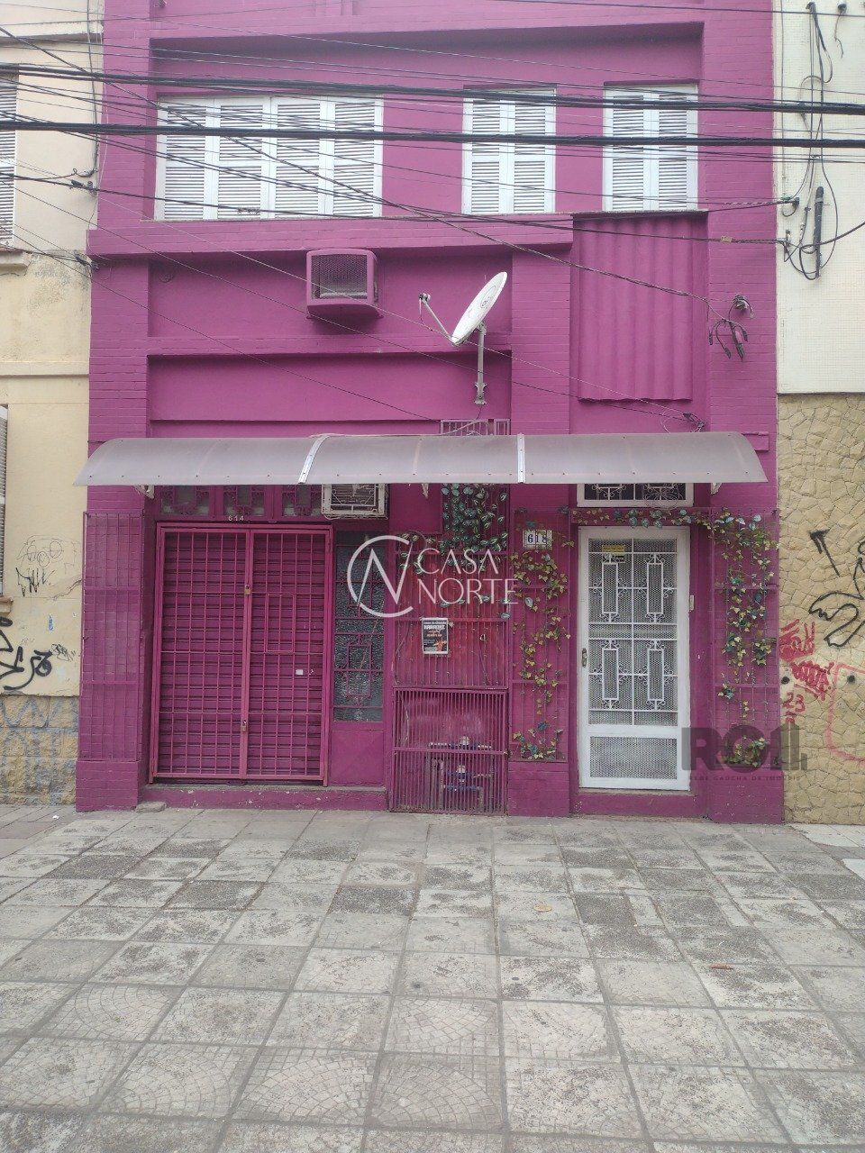 Prédio Comercial à venda  com 280m², Rua da República no bairro Cidade Baixa em Porto Alegre