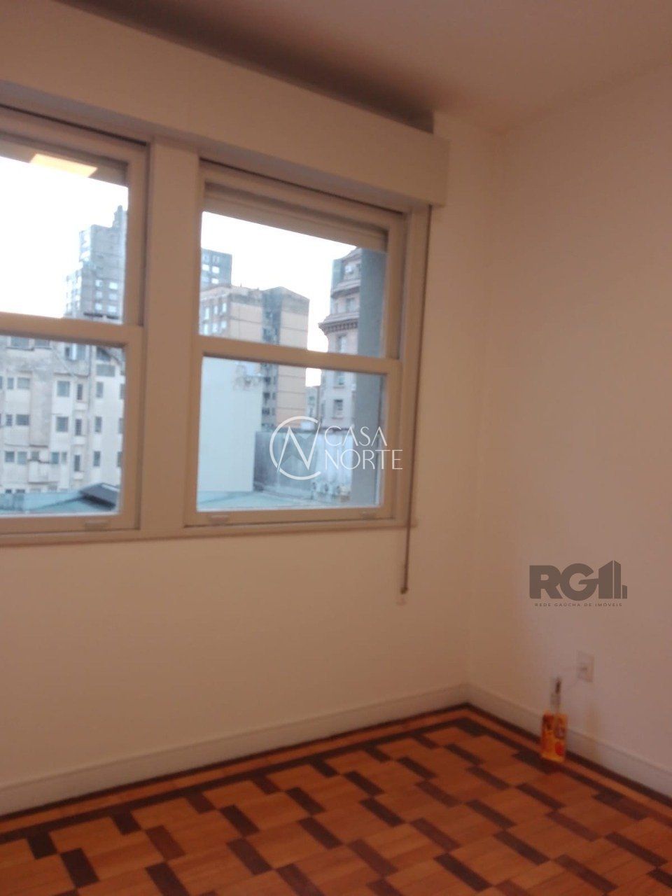 Apartamento à venda com 3 quartos, 102m², Rua Marechal Floriano Peixoto no bairro Centro Histórico em Porto Alegre