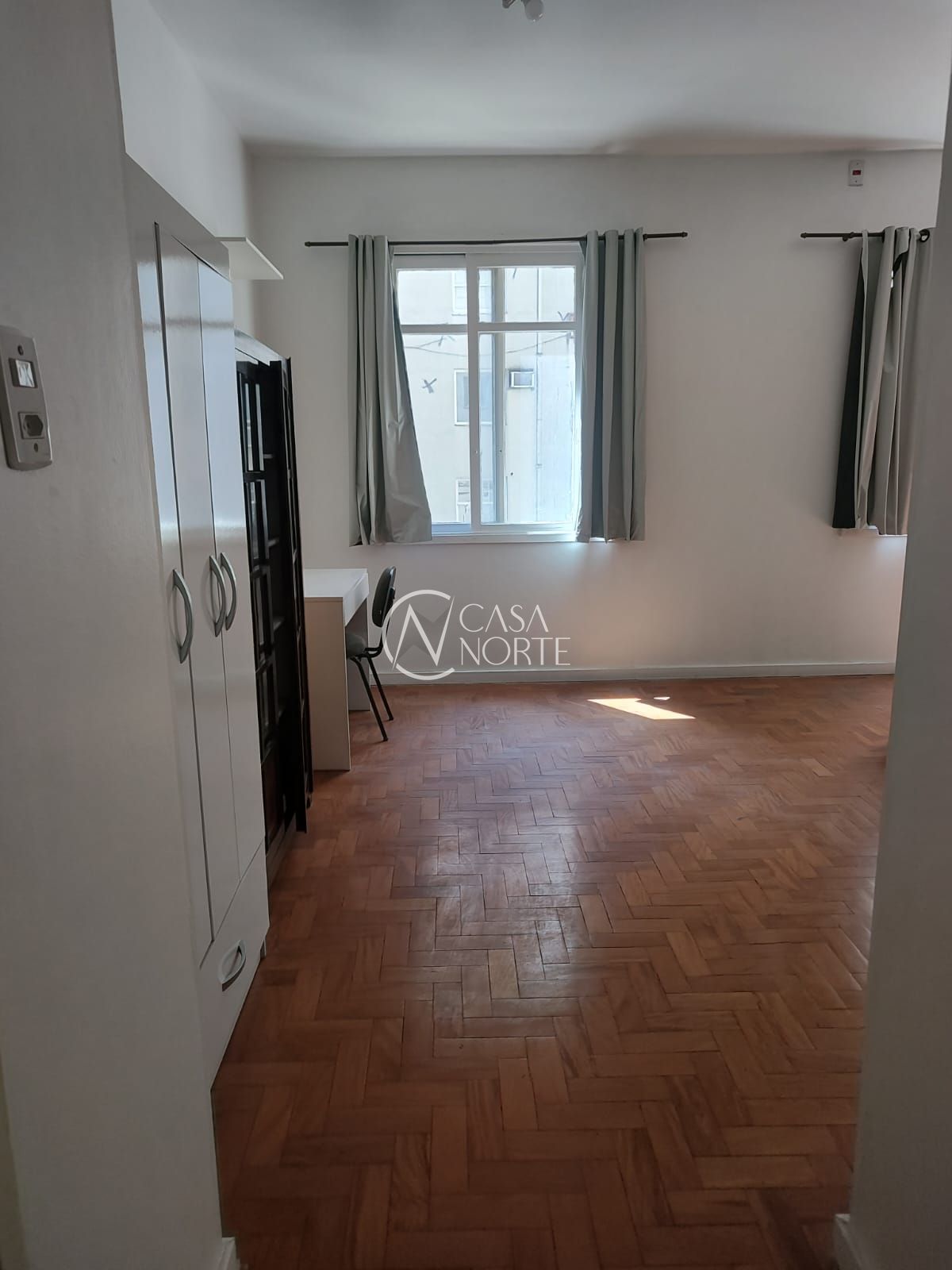 Kitnet à venda com 1 quarto, 32m², Rua General Vitorino no bairro Centro Histórico em Porto Alegre