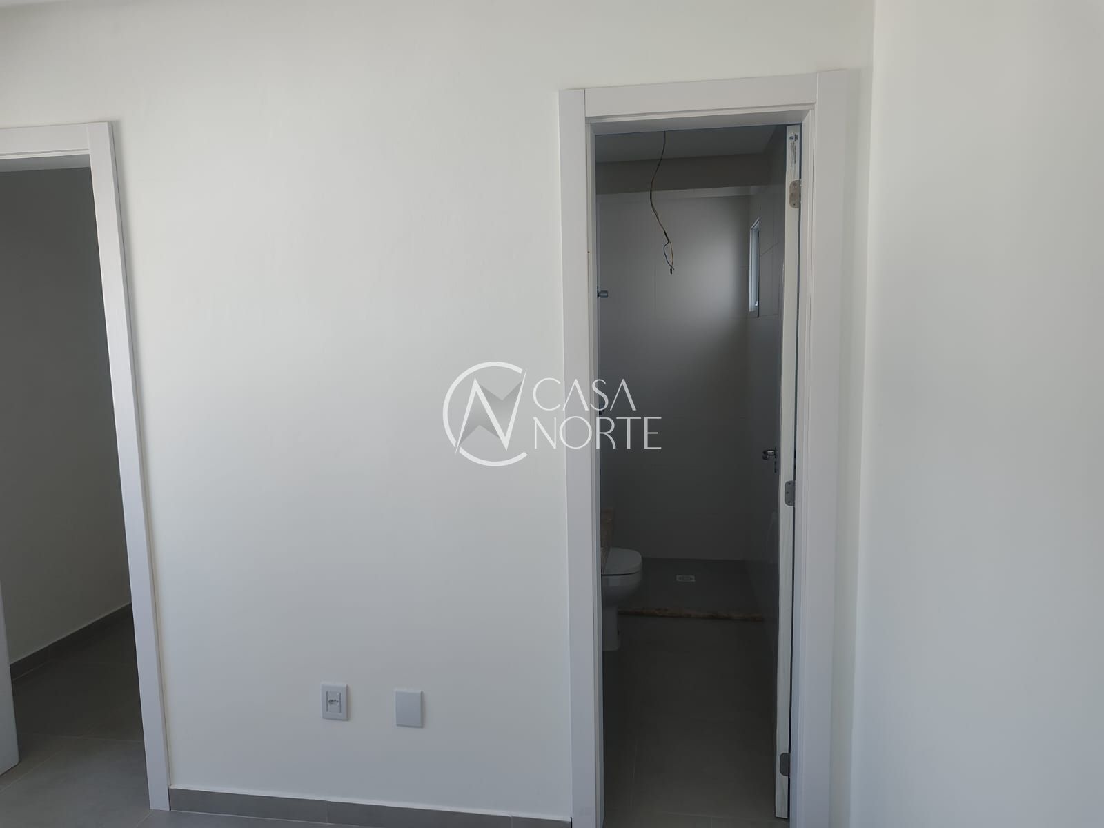 Apartamento à venda com 2 quartos, 75m², 1 suíte, 2 vagas, Rua José de Alencar no bairro Menino Deus em Porto Alegre