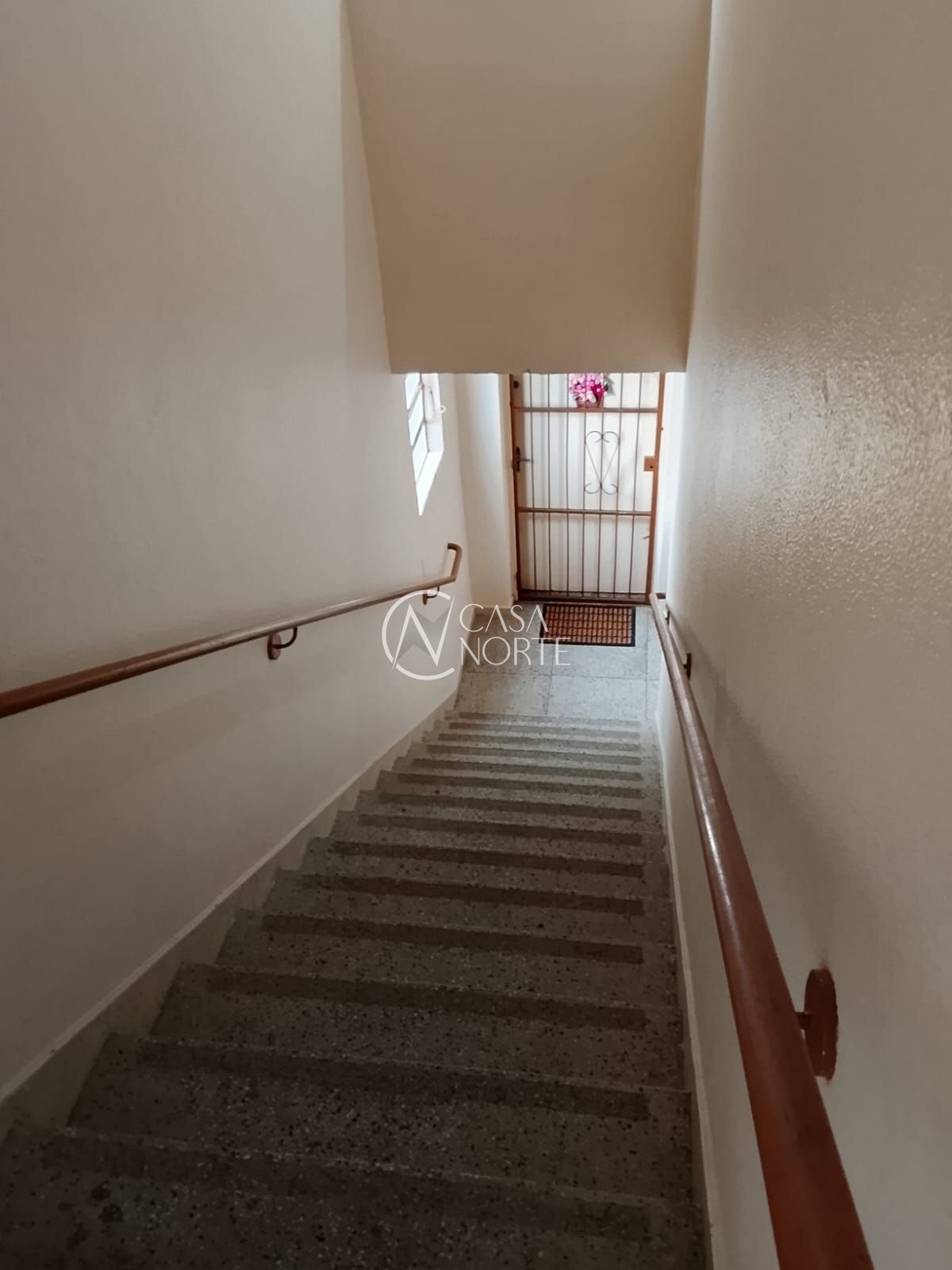 Apartamento à venda com 2 quartos, 55m², Rua Alexandre Martins da Rosa no bairro Humaitá em Porto Alegre