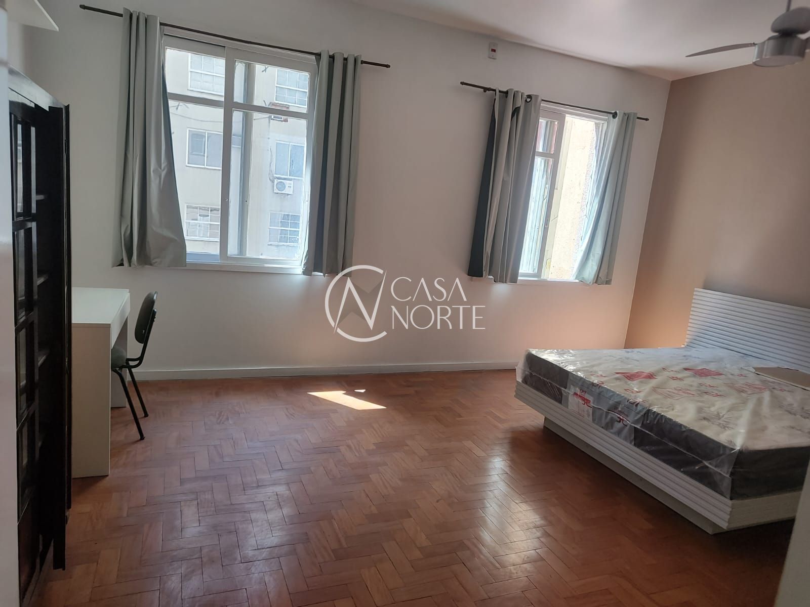 Kitnet à venda com 1 quarto, 32m², Rua General Vitorino no bairro Centro Histórico em Porto Alegre