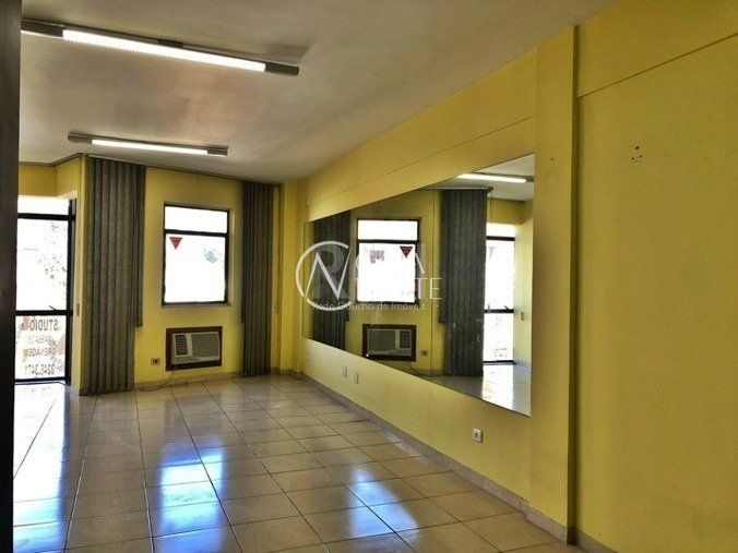 Sala Comercial à venda , 45m², 1 vaga, Rua Felipe Neri no bairro Auxiliadora em Porto Alegre