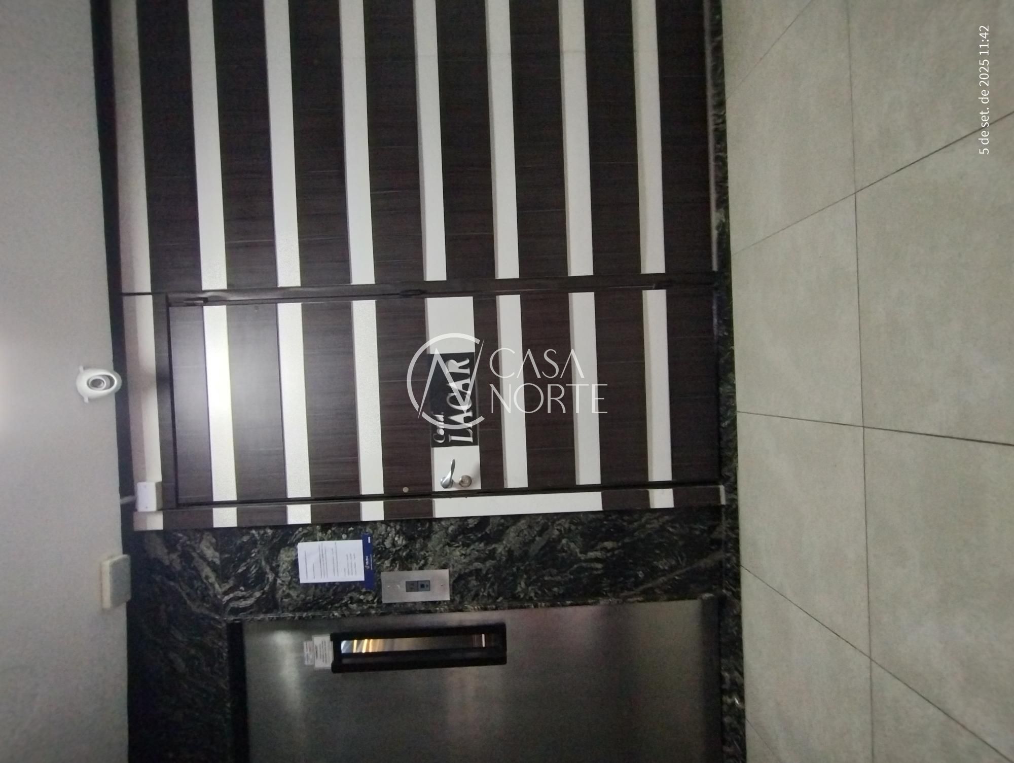 Apartamento à venda com 3 quartos, 113m², 1 vaga, Rua General Bento Martins no bairro Centro Histórico em Porto Alegre