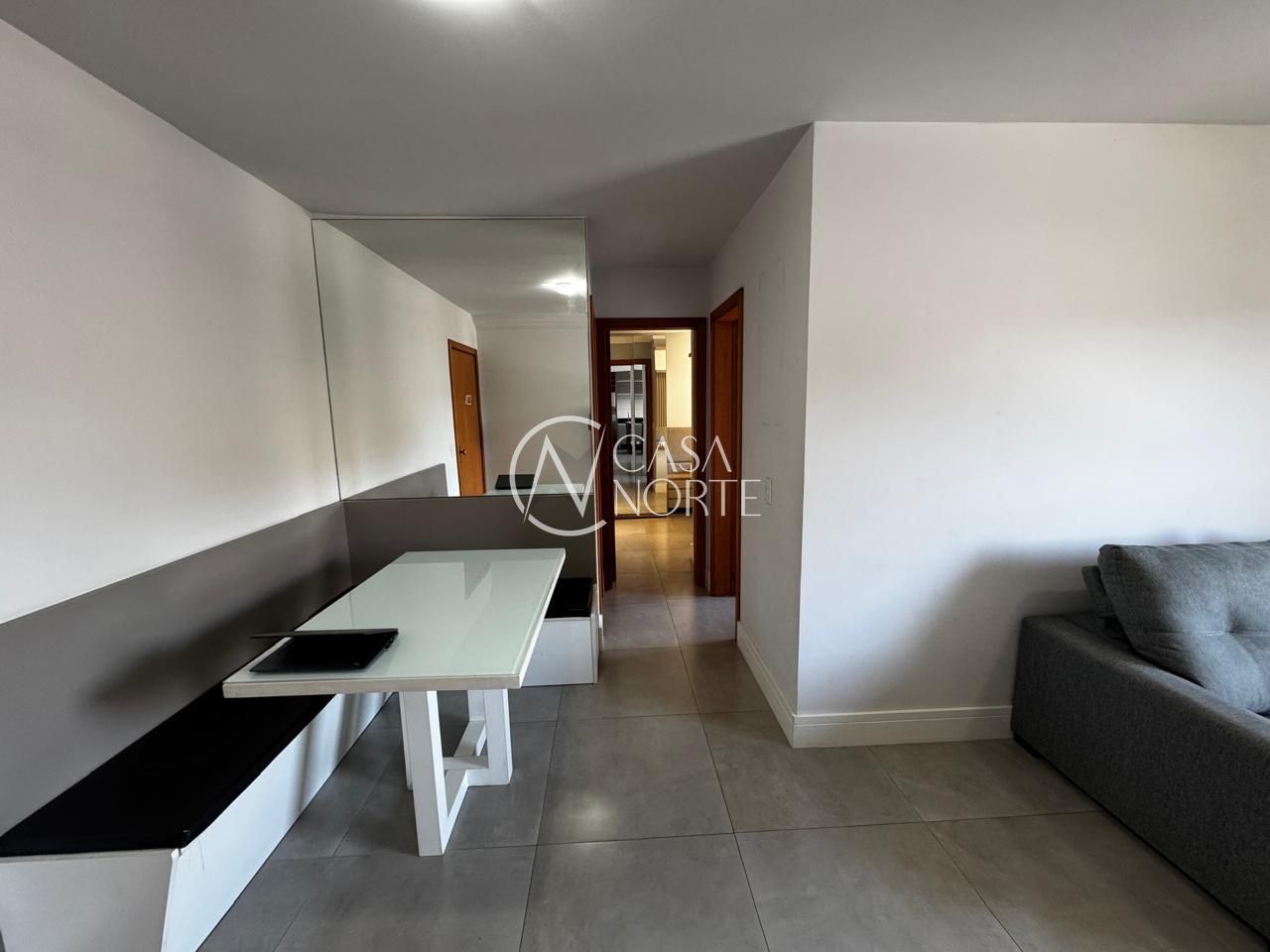 Apartamento à venda com 2 quartos, 56m², 1 suíte, 1 vaga, Rua São Manoel no bairro Rio Branco em Porto Alegre
