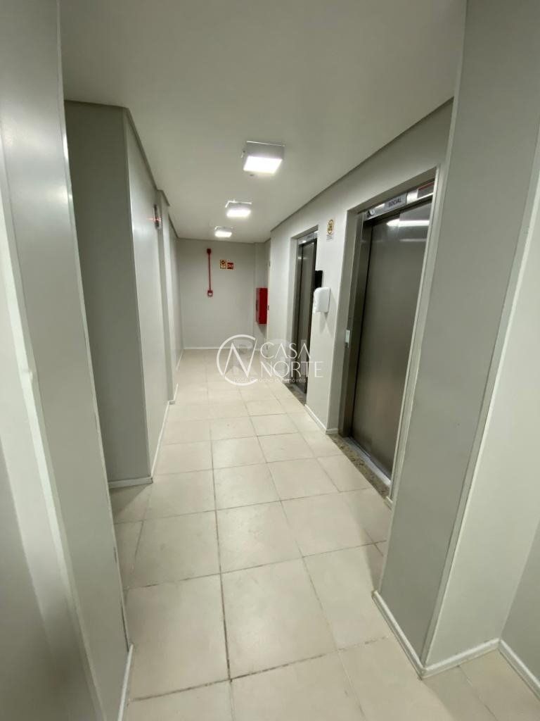 Apartamento à venda com 3 quartos, 72m², 1 suíte, 1 vaga, Rua Waldemar Pinheiro Cantergi no bairro Sarandi em Porto Alegre