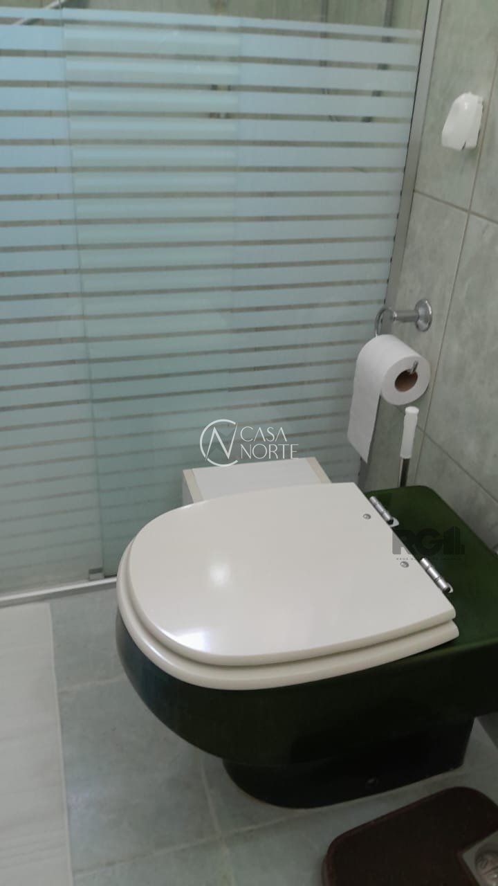 Apartamento à venda com 3 quartos, 104m², 1 suíte, 1 vaga, Rua Coronel Genuino no bairro Centro Histórico em Porto Alegre