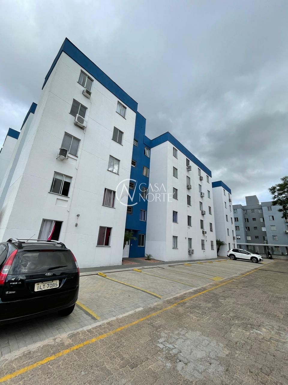 Apartamento à venda com 2 quartos, 38m², 1 vaga, Avenida Juscelino Kubitschek de Oliveira no bairro Jardim Leopoldina em Porto Alegre