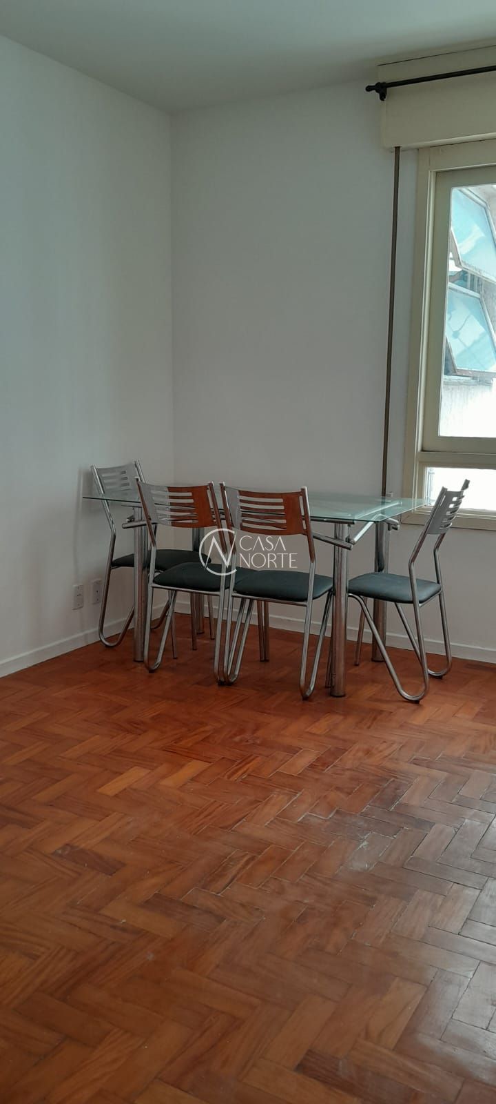 Apartamento à venda com 1 quarto, 42m², Rua General Cipriano Ferreira no bairro Centro Histórico em Porto Alegre