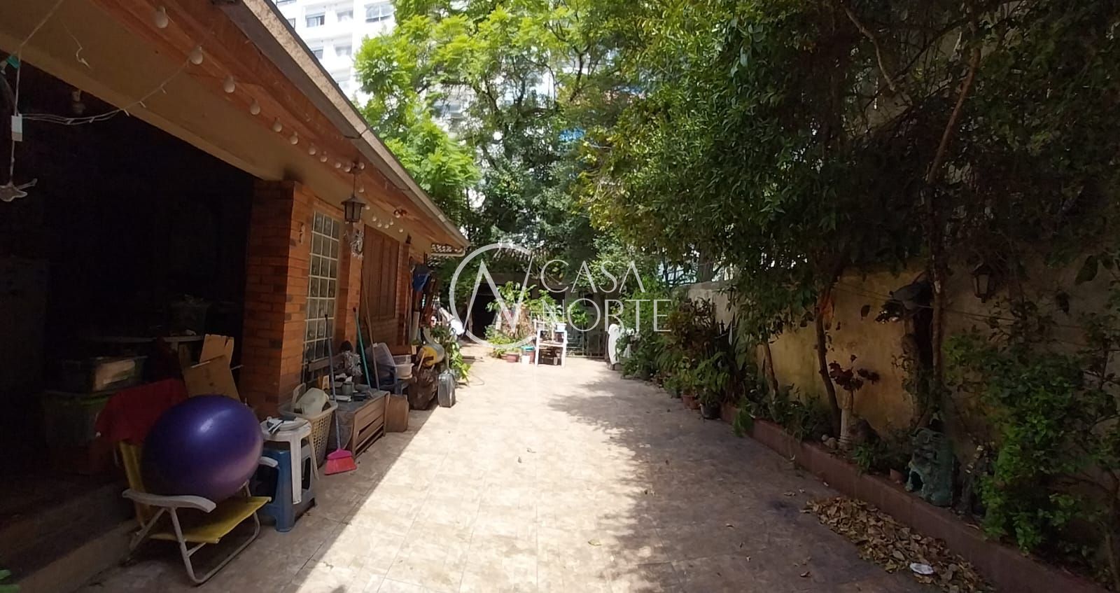 Terreno à venda  com 480m², Rua da República no bairro Cidade Baixa em Porto Alegre