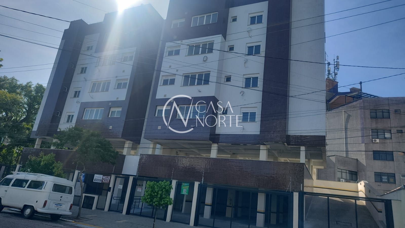 Apartamento à venda com 2 quartos, 75m², 1 suíte, 2 vagas, Rua José de Alencar no bairro Menino Deus em Porto Alegre