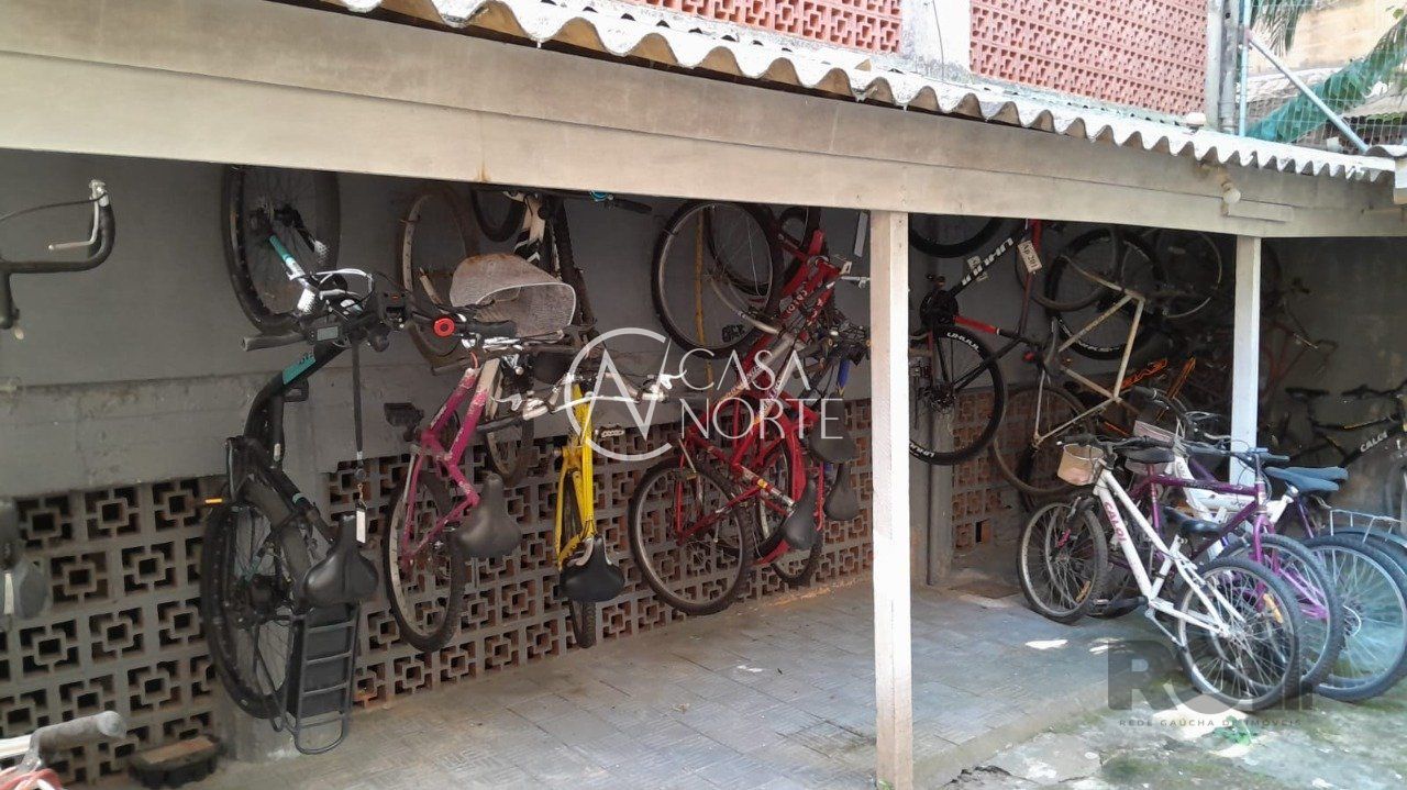 Apartamento à venda com 2 quartos, 64m², 1 vaga, Rua Demétrio Ribeiro no bairro Centro Histórico em Porto Alegre