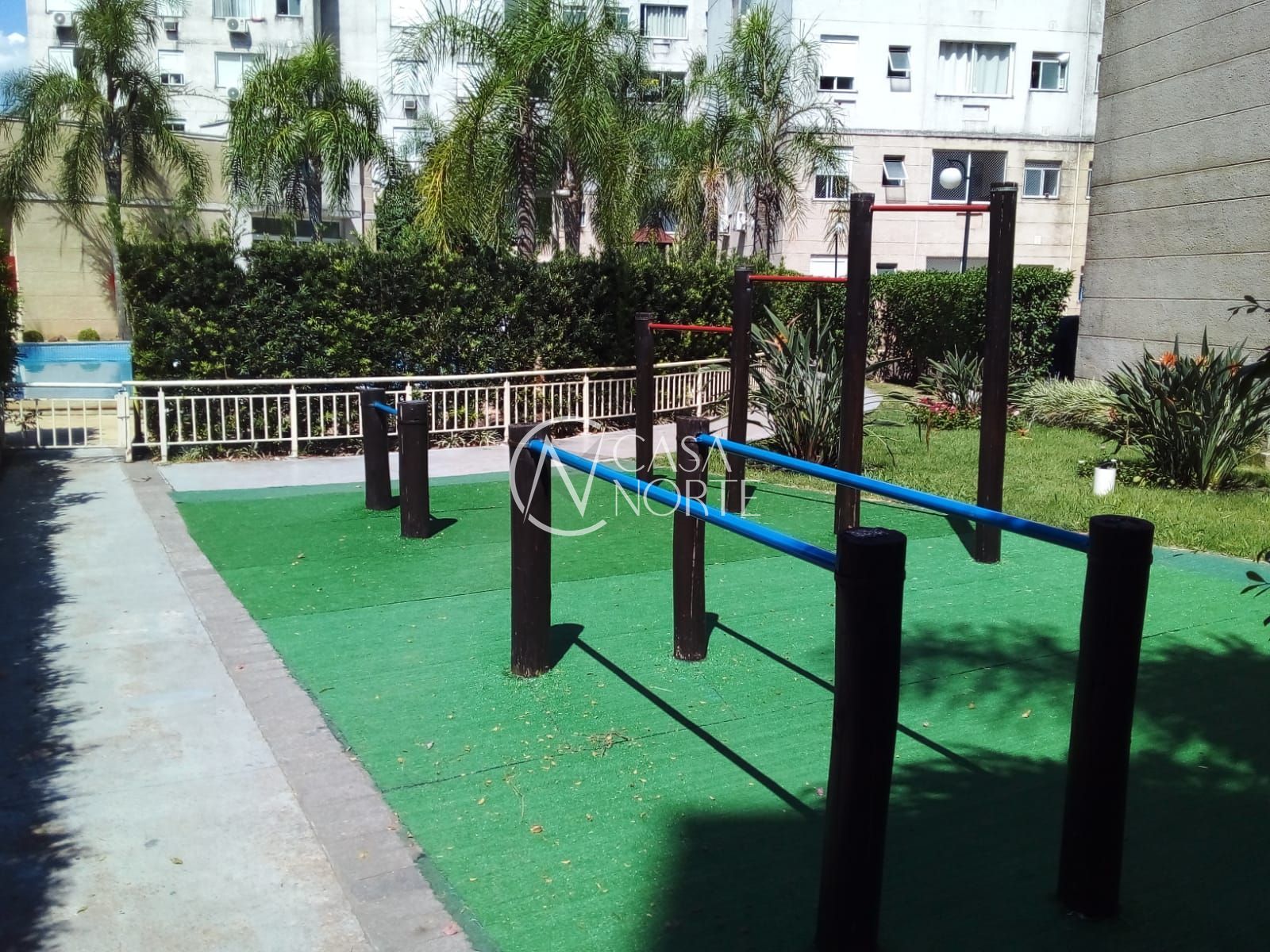 Apartamento à venda com 2 quartos, 45m², 1 vaga, Avenida Juca Batista no bairro Cavalhada em Porto Alegre