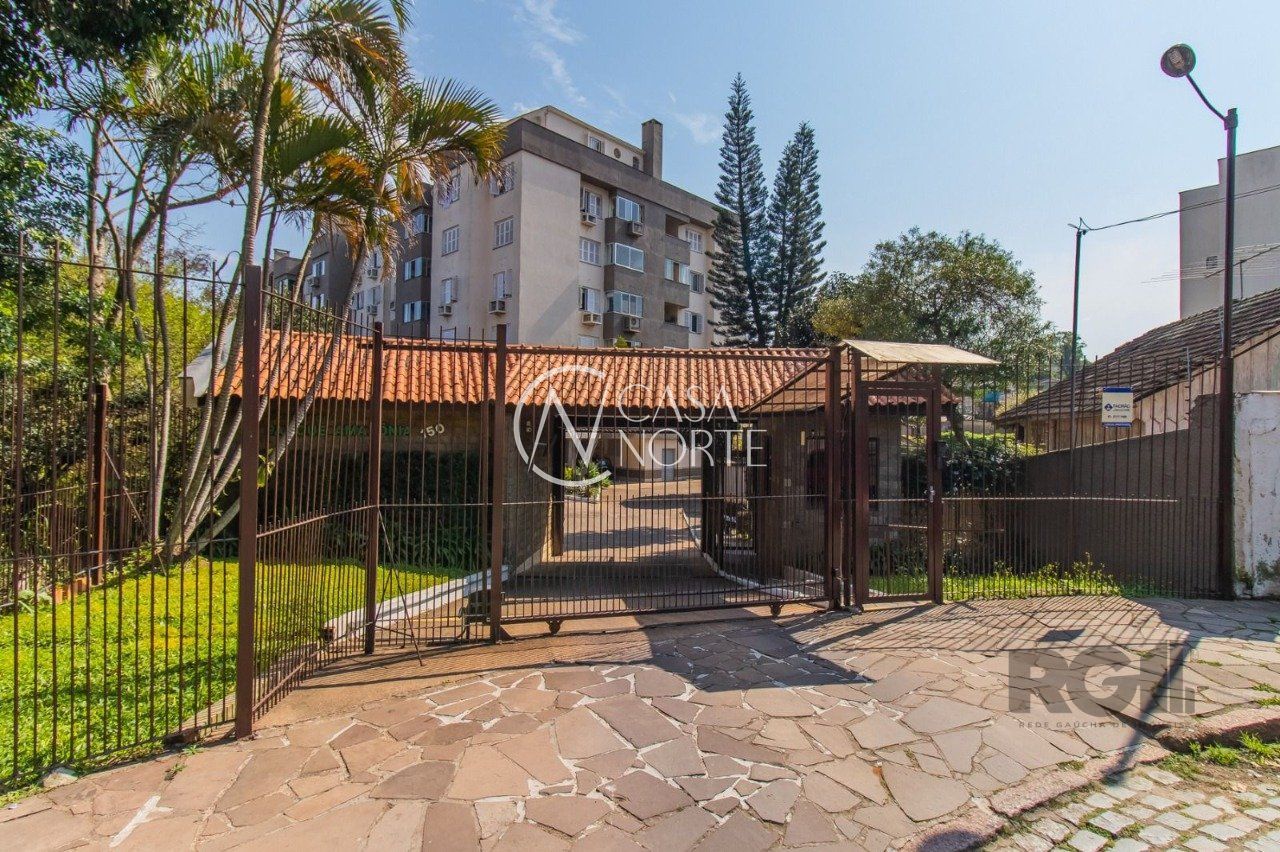 Apartamento à venda com 2 quartos, 72m², 1 vaga, Rua Salvio Soares no bairro Nonoai em Porto Alegre