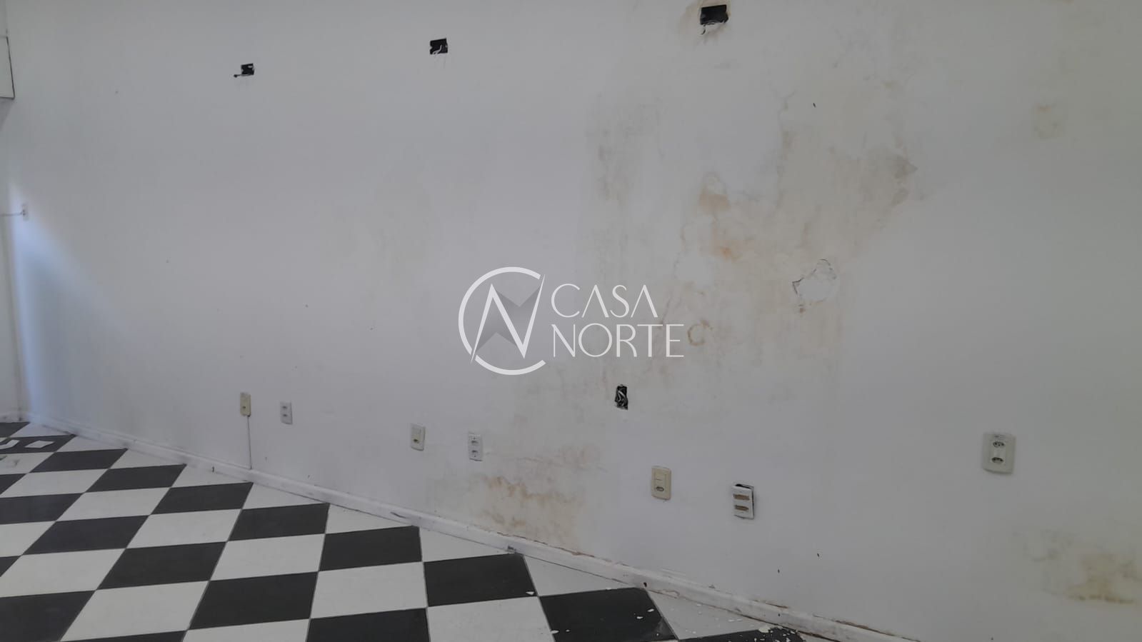 Loja à venda com 1 quarto, 101m², Rua Riachuelo no bairro Centro Histórico em Porto Alegre