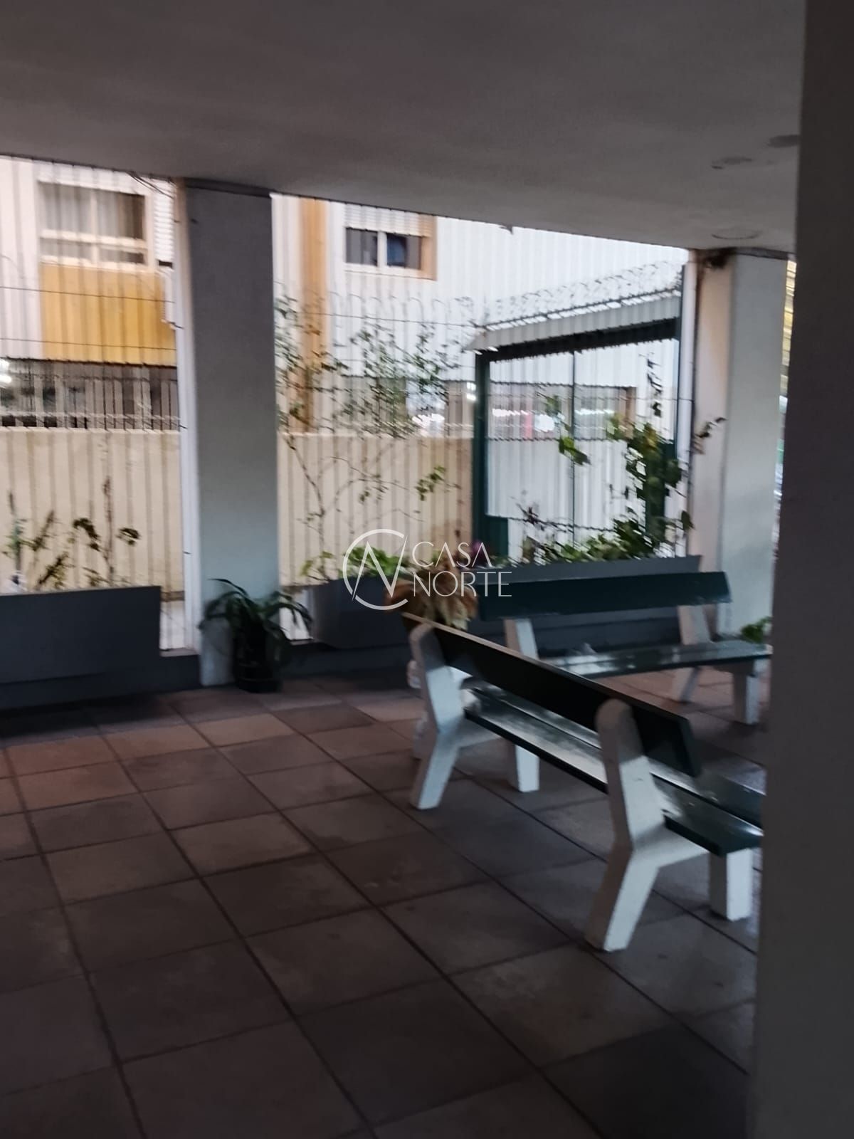 Cobertura à venda com 3 quartos, 184m², 1 suíte, 1 vaga, Avenida João Pessoa no bairro Centro Histórico em Porto Alegre