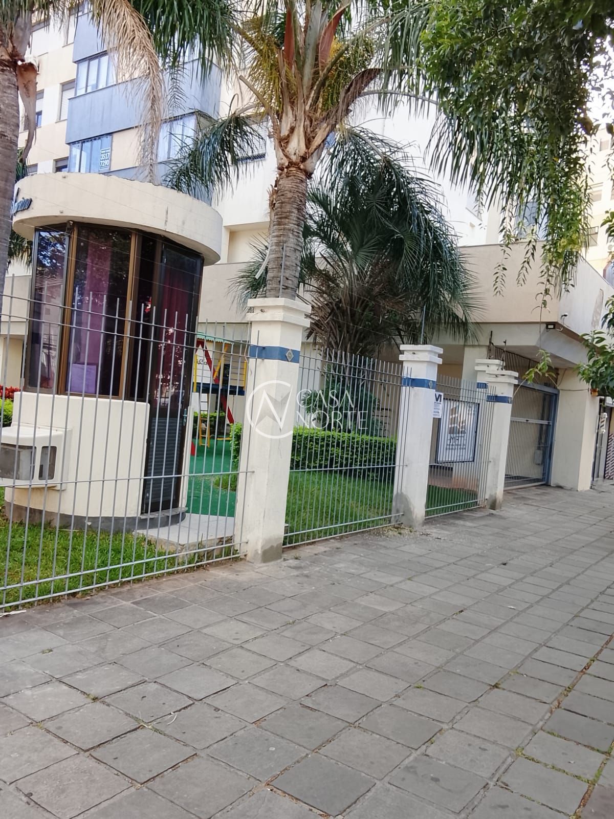Apartamento à venda com 3 quartos, 73m², 1 suíte, 1 vaga, Rua Lopo Gonçalves no bairro Cidade Baixa em Porto Alegre