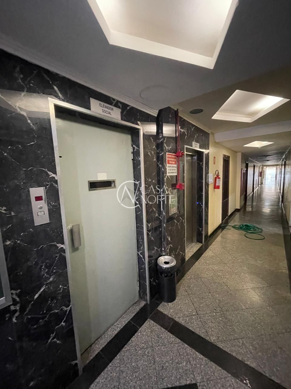 Kitnet à venda , 19m², Rua José do Patrocínio no bairro Cidade Baixa em Porto Alegre
