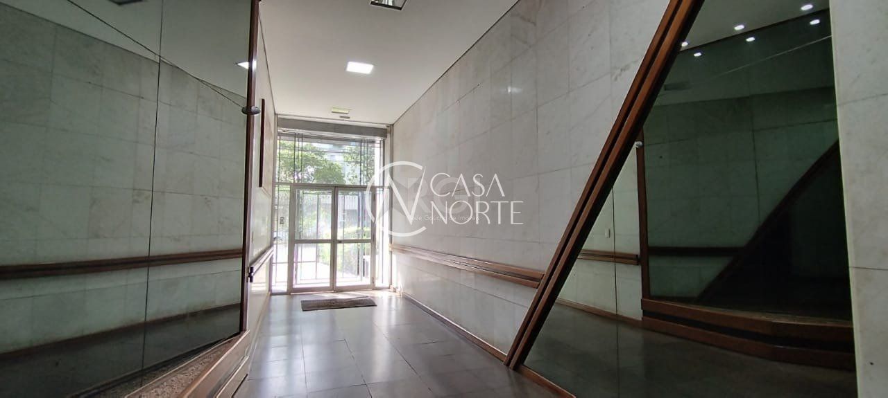 Sala Comercial à venda , 33m², Avenida Cristovao Colombo no bairro Floresta em Porto Alegre