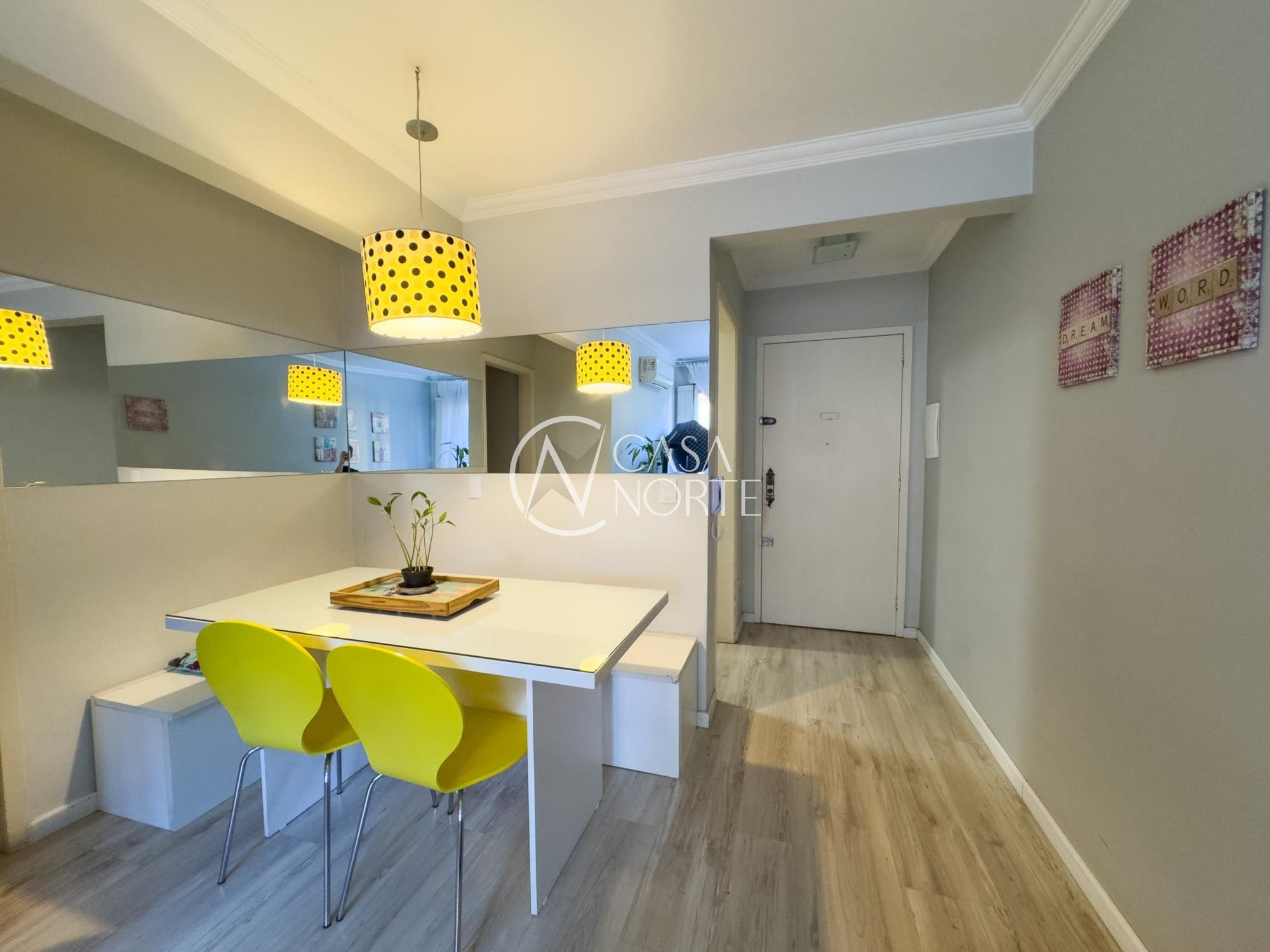 Apartamento à venda com 2 quartos, 60m², Rua General Lima e Silva no bairro Cidade Baixa em Porto Alegre