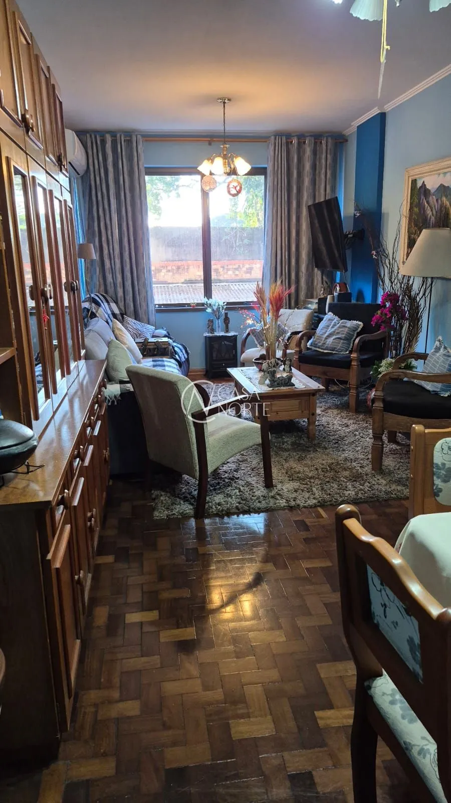 Apartamento à venda com 3 quartos, 73m², 1 suíte, 1 vaga, Avenida Cristóvão Colombo no bairro Floresta em Porto Alegre