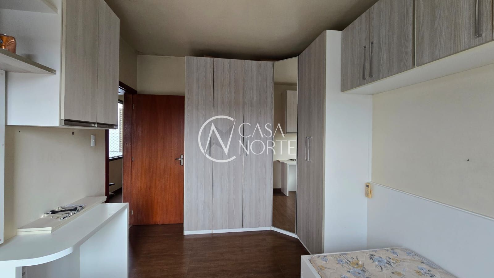 Apartamento à venda com 2 quartos, 62m², Rua Souza Reis no bairro São João em Porto Alegre