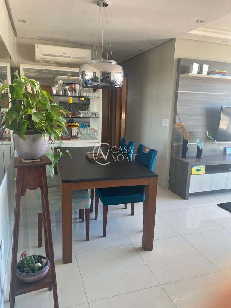 Apartamento à venda com 2 quartos, 70m², 1 suíte, 2 vagas, Rua São Francisco no bairro Santana em Porto Alegre