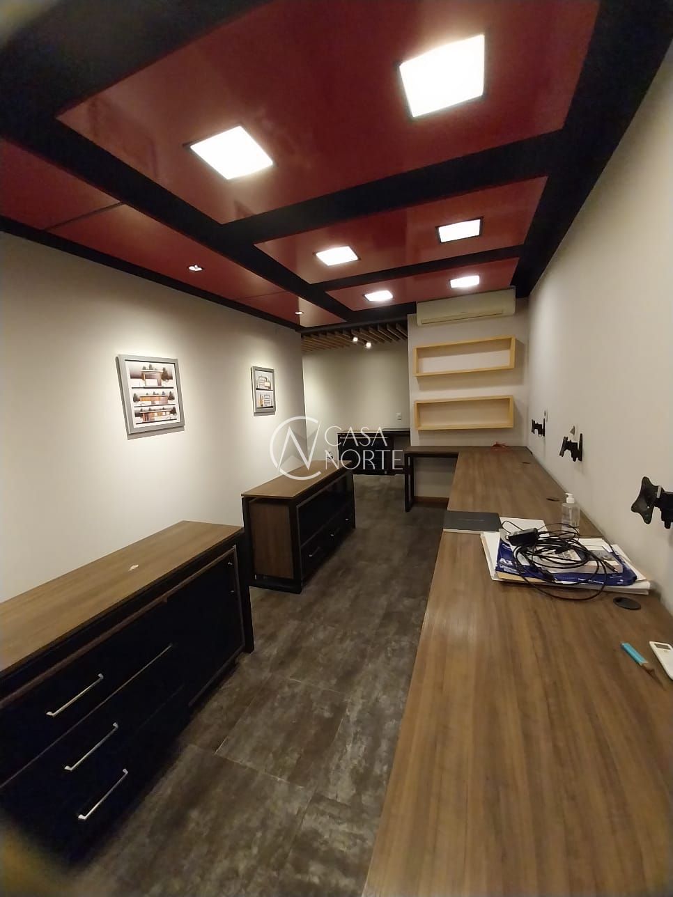 Sala Comercial à venda com 1 quarto, 38m², Rua General Lima e Silva no bairro Cidade Baixa em Porto Alegre