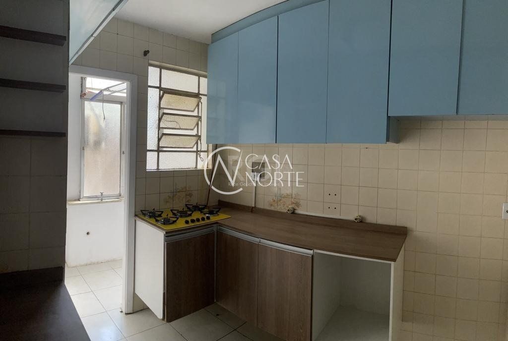 Apartamento à venda com 2 quartos, 65m², Travessa Azevedo no bairro Floresta em Porto Alegre