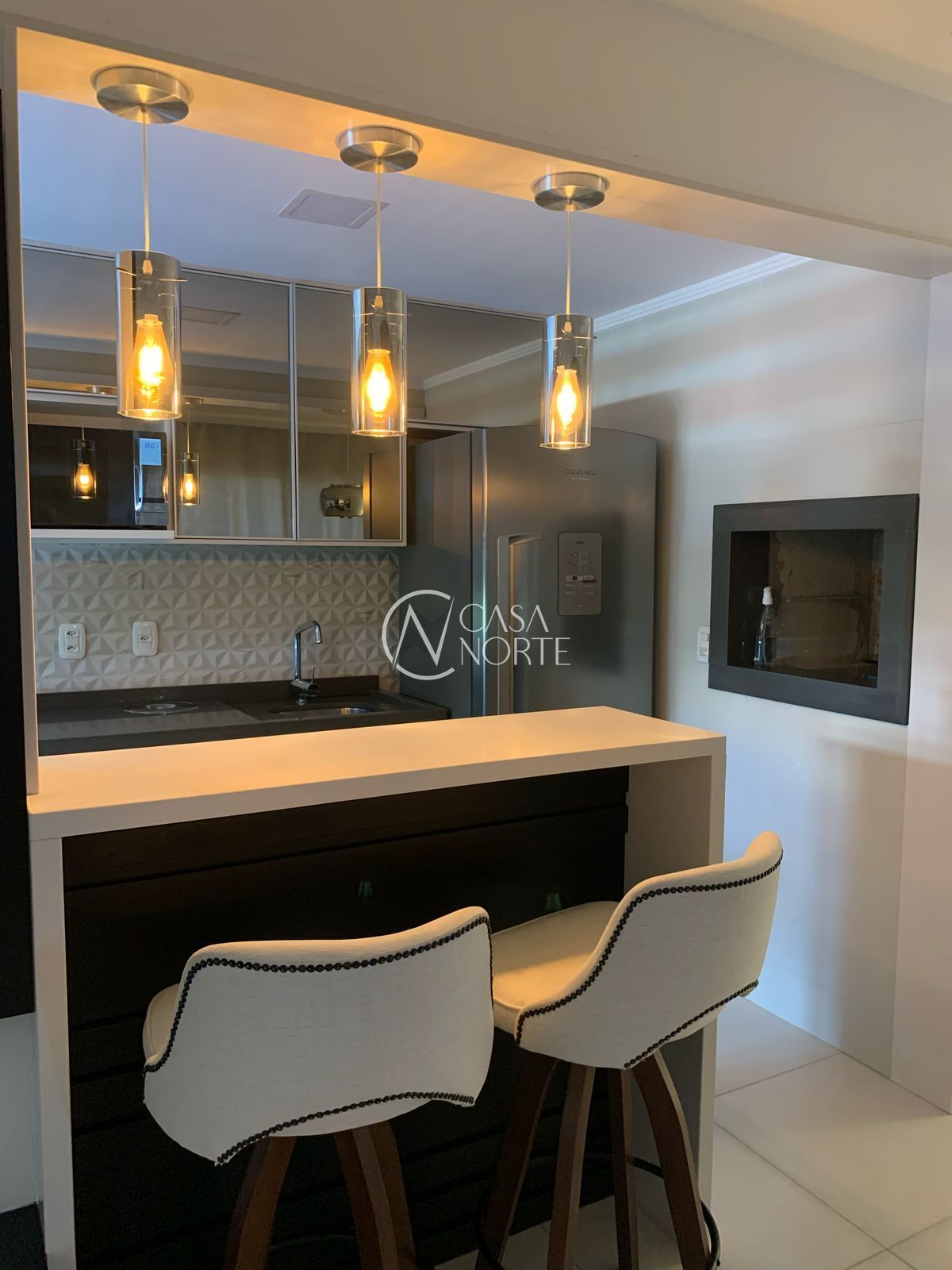 Apartamento à venda com 2 quartos, 78m², 1 suíte, 2 vagas, Rua Guilherme Alves no bairro Partenon em Porto Alegre